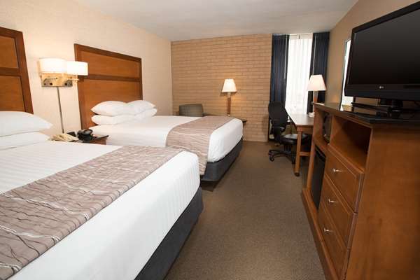  - Drury Inn & Suites Champaign - I-74, Exit 181