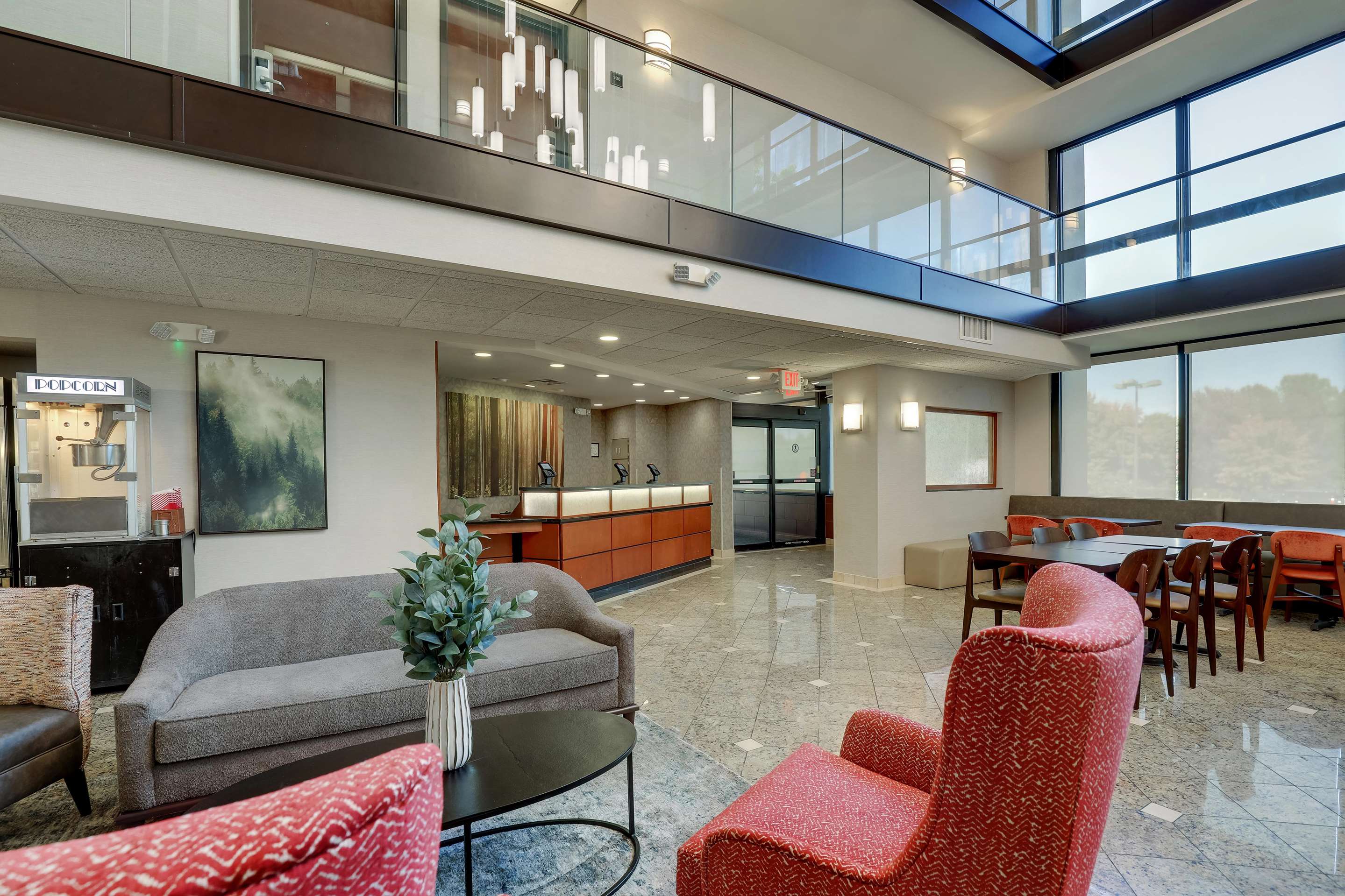 Lobby | Drury Inn & Suites Charlotte University Place