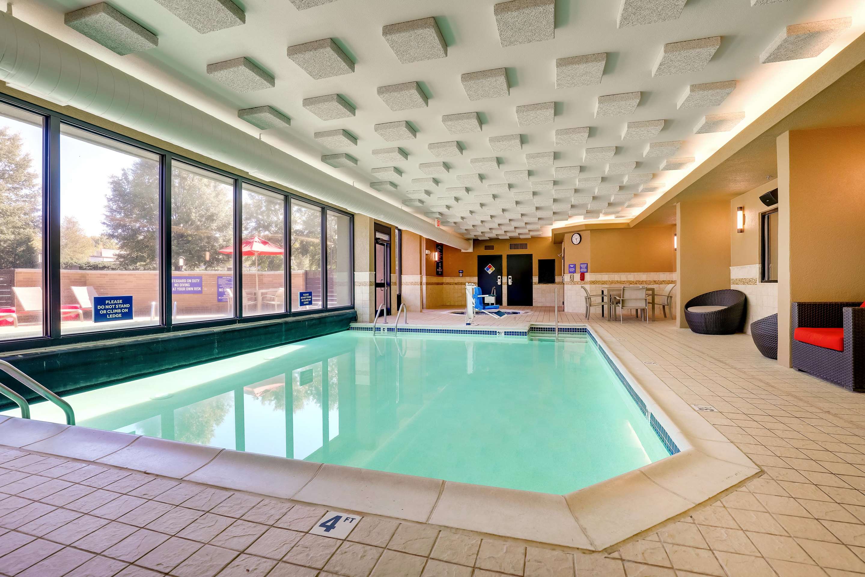 Pool | Drury Inn & Suites Charlotte University Place