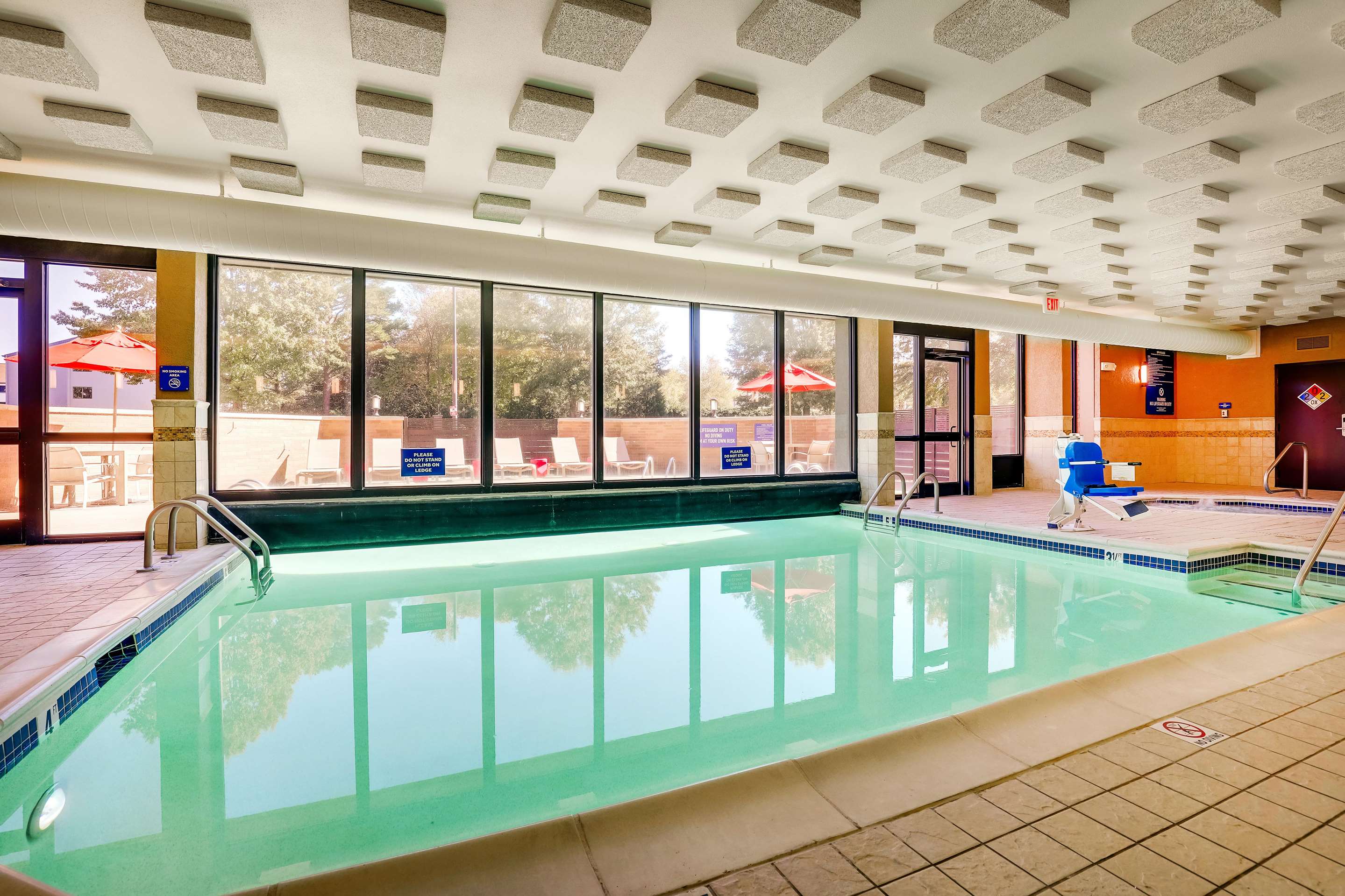Pool | Drury Inn & Suites Charlotte University Place