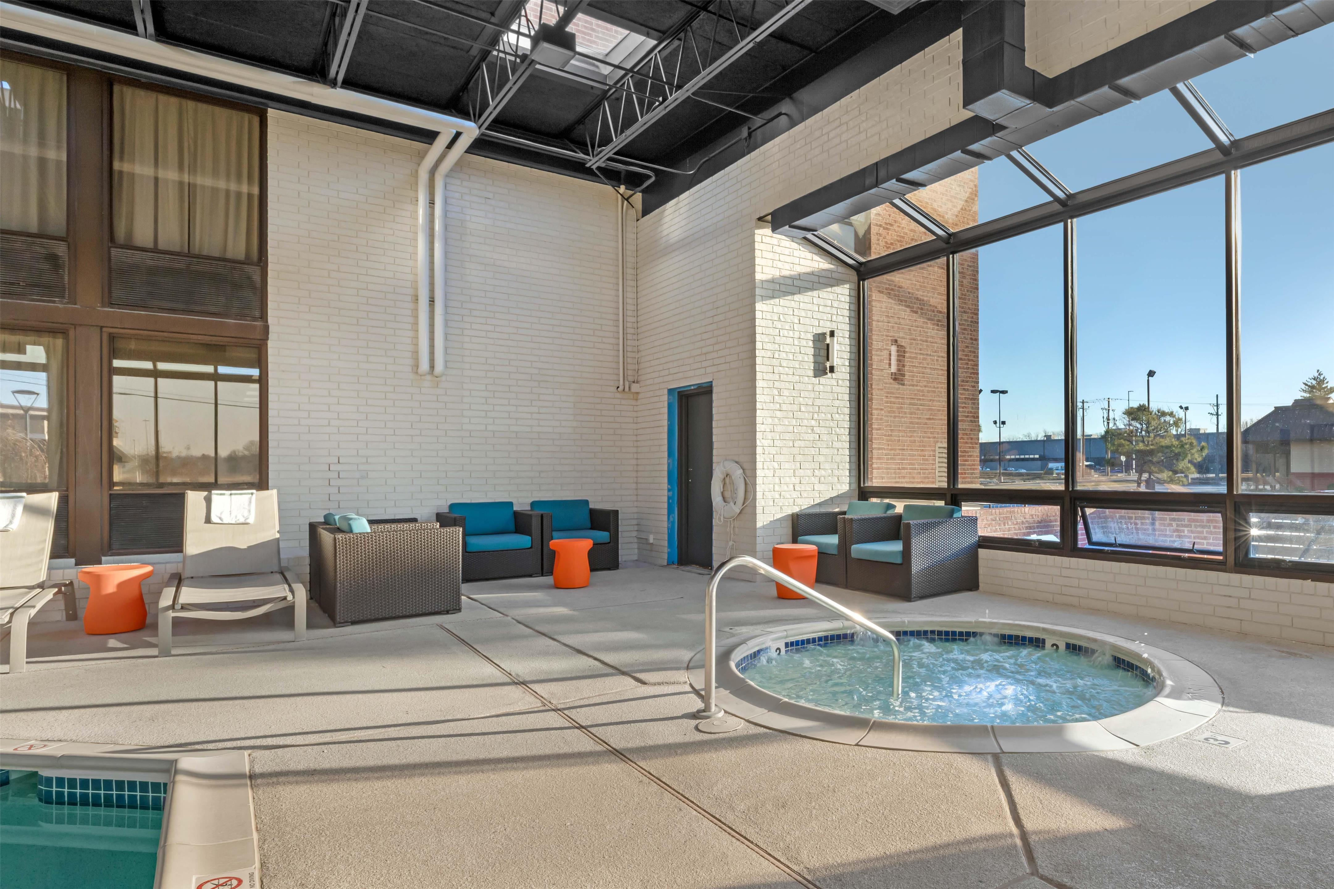pool | Drury Inn & Suites Joplin
