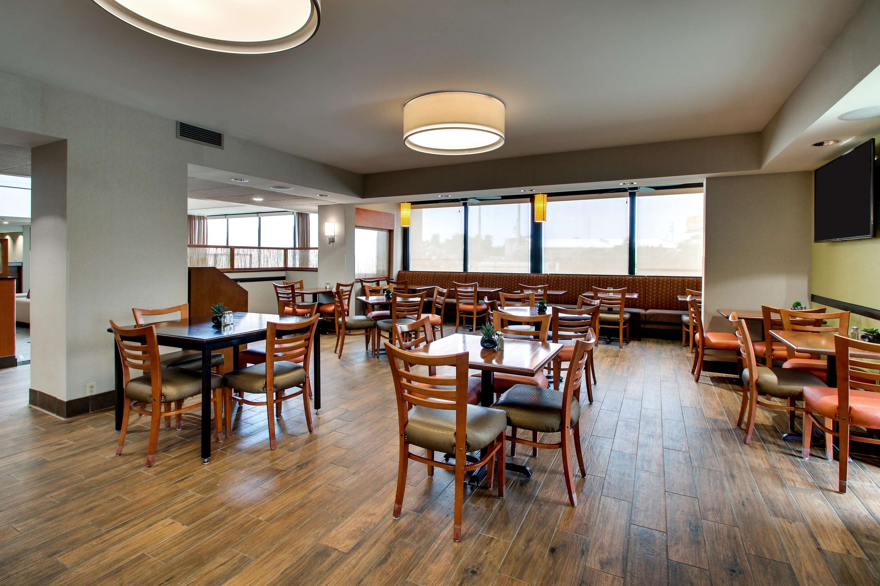 Dining Area | Drury Inn & Suites Bowling Green