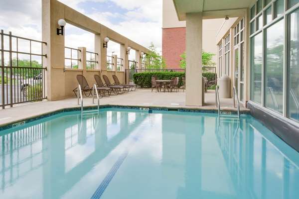 Pool - Drury Inn & Suites Middletown - I-75, Exit 32