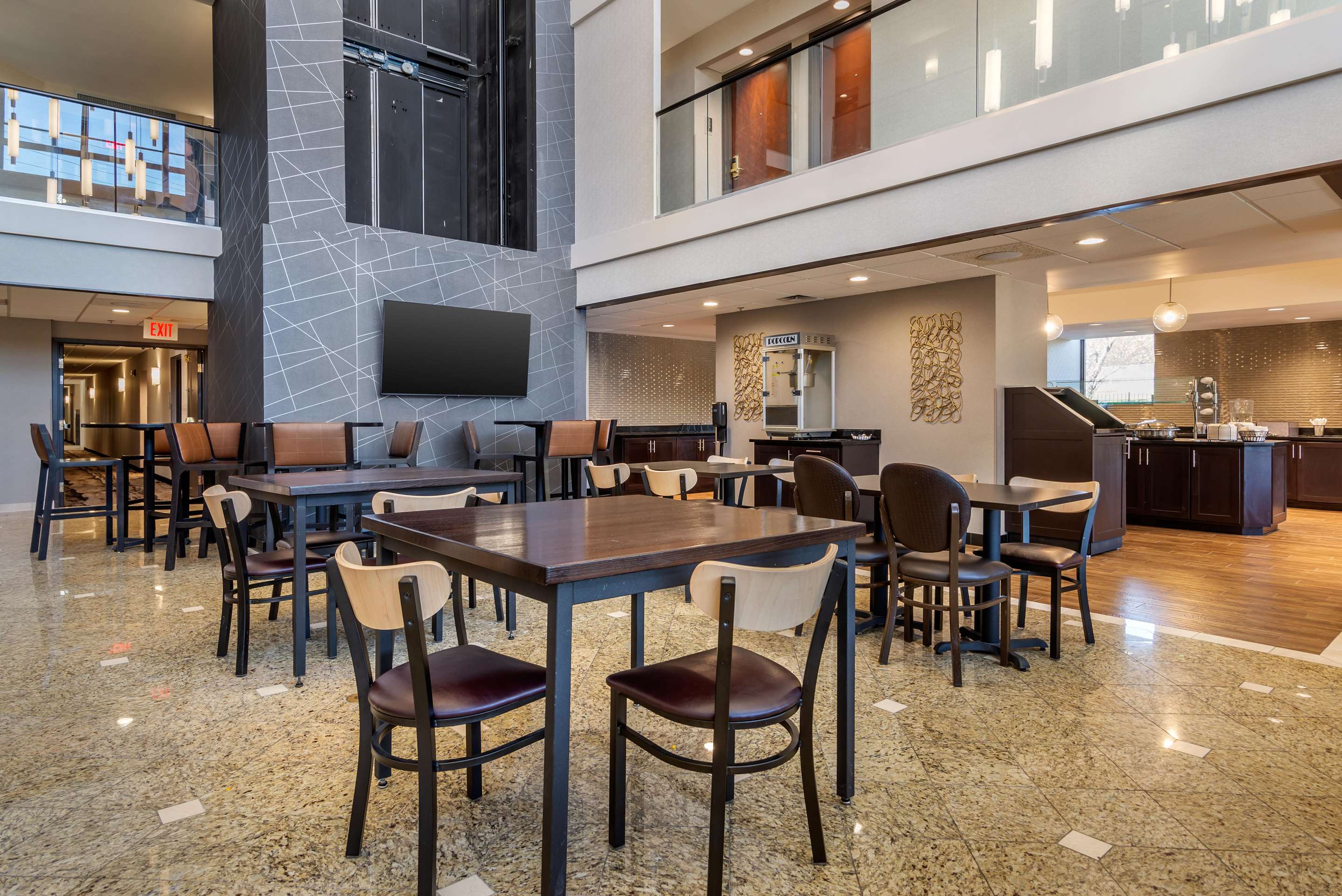 Dining Area | Drury Inn & Suites Atlanta Airport