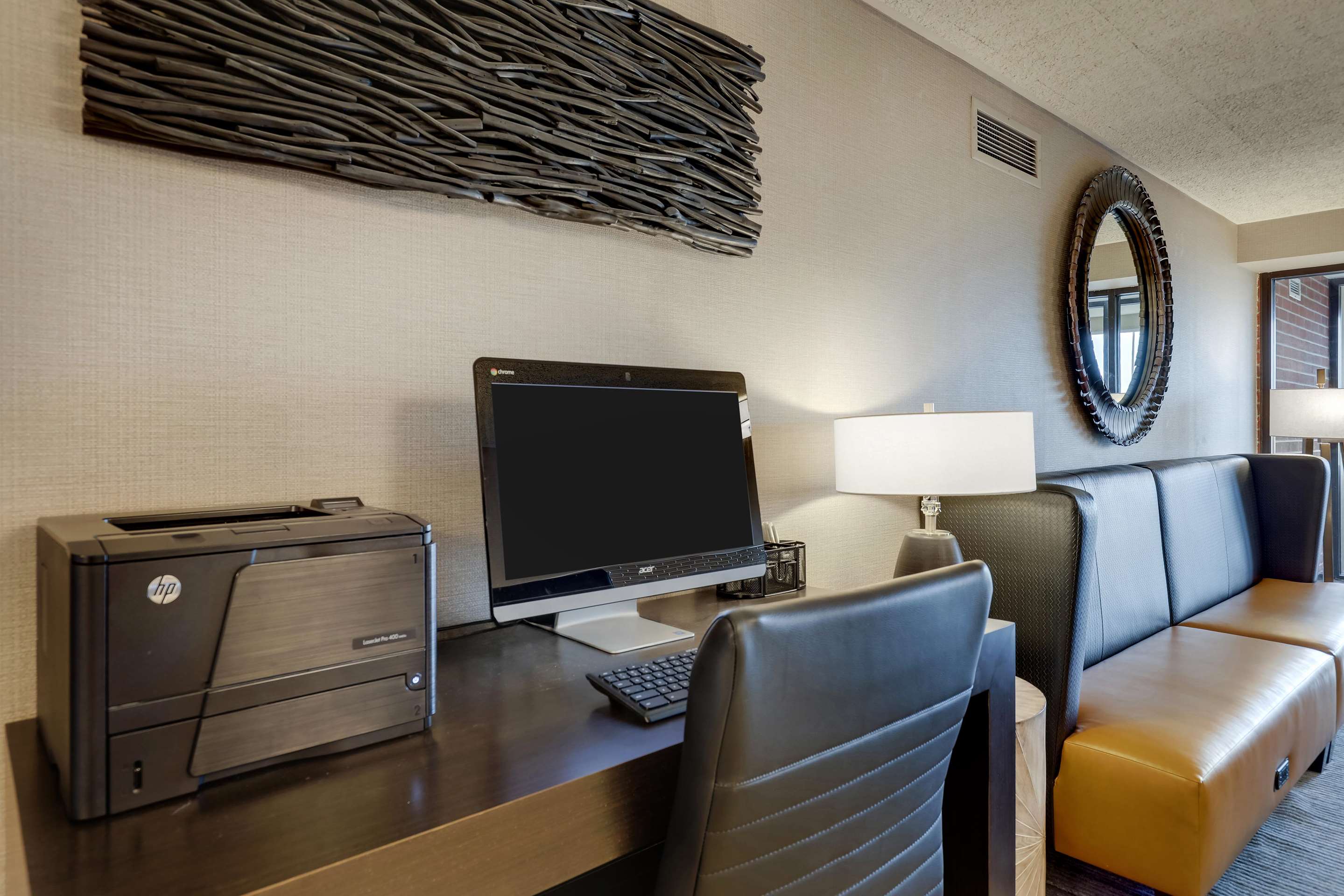 Business Center | Drury Inn & Suites Springfield