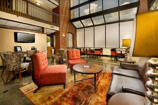  - Drury Inn Paducah - I-24, Exit 4