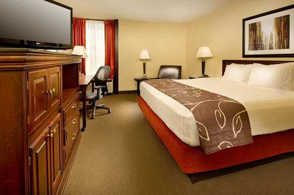  - Drury Inn Paducah - I-24, Exit 4