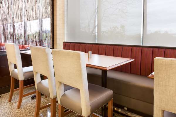 Amenities - Drury Inn & Suites Airport St Louis - I-70, Exit 236