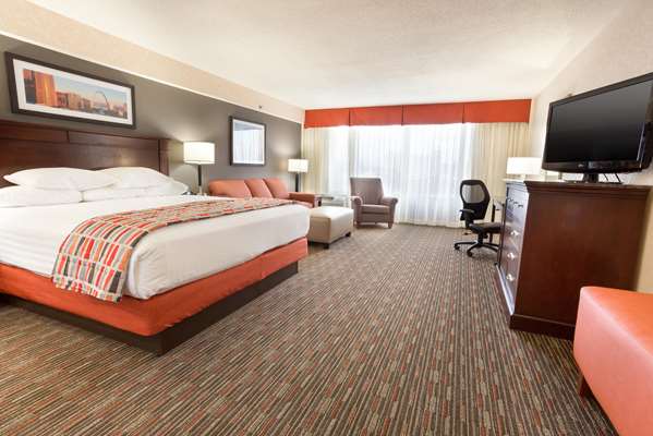  - Drury Inn & Suites Airport St Louis - I-70, Exit 236