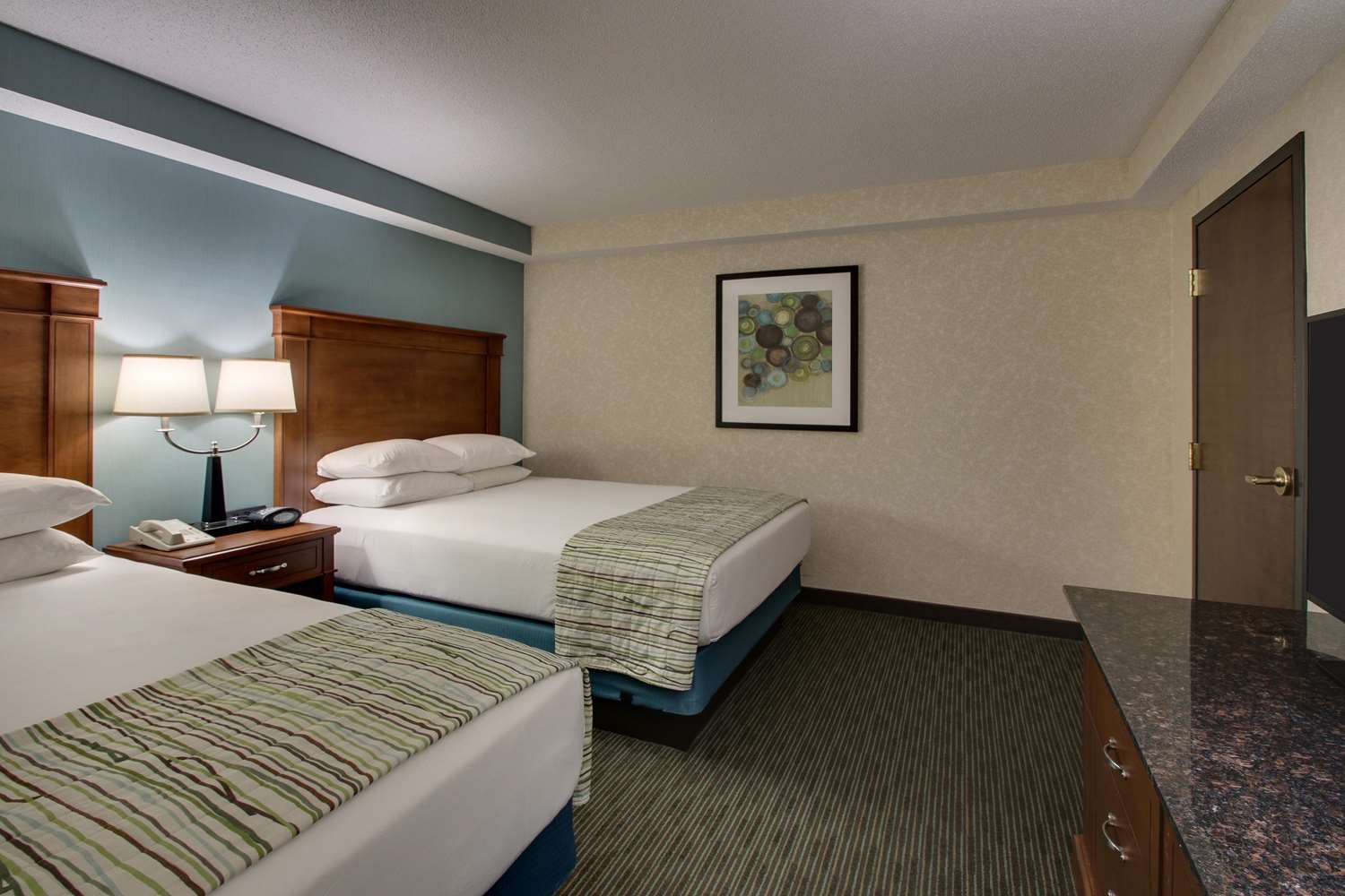 Drury Inn & Suites Cape Girardeau I55, Exit 96, MO See Discounts