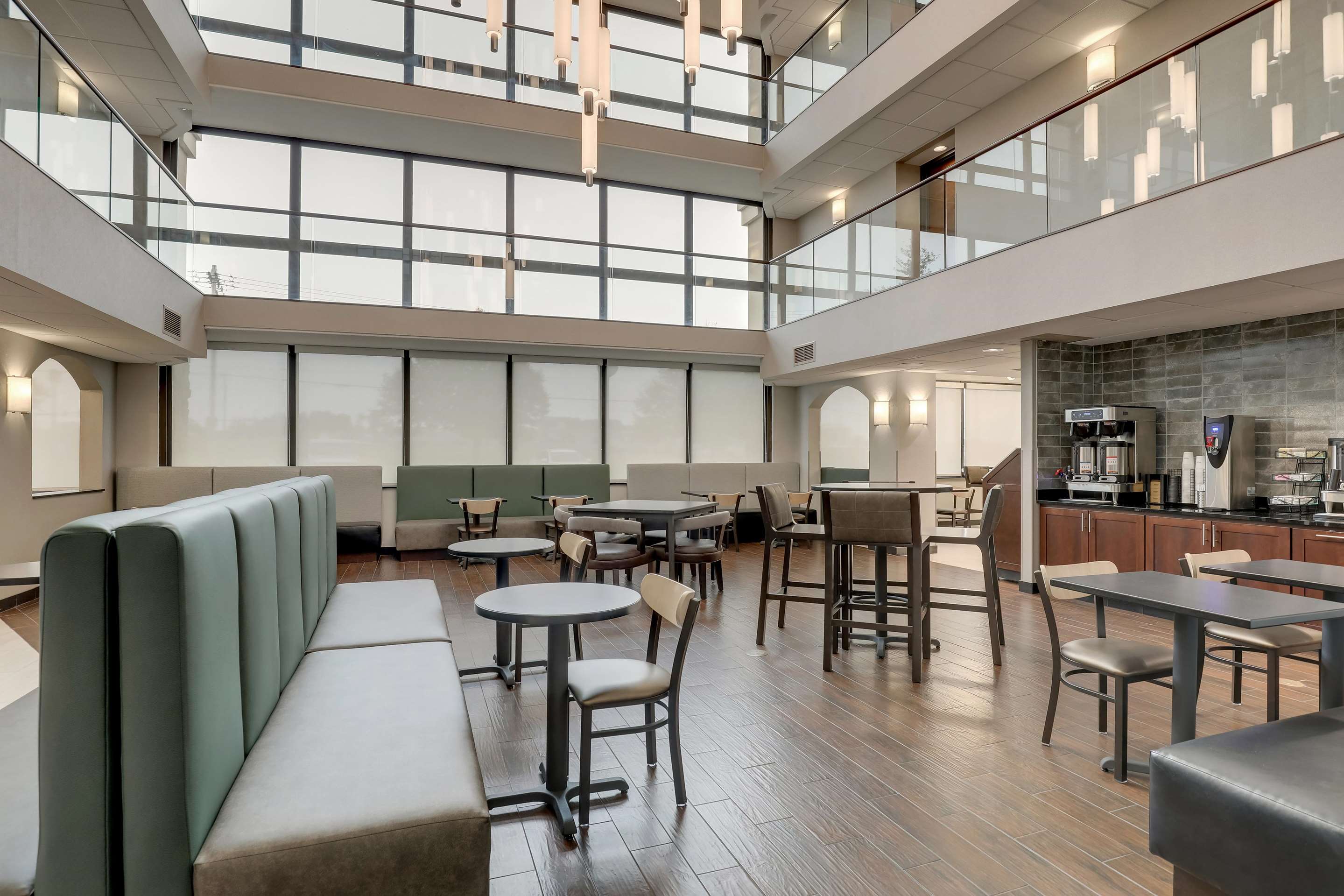 Dining Area | Drury Inn & Suites Cape Girardeau