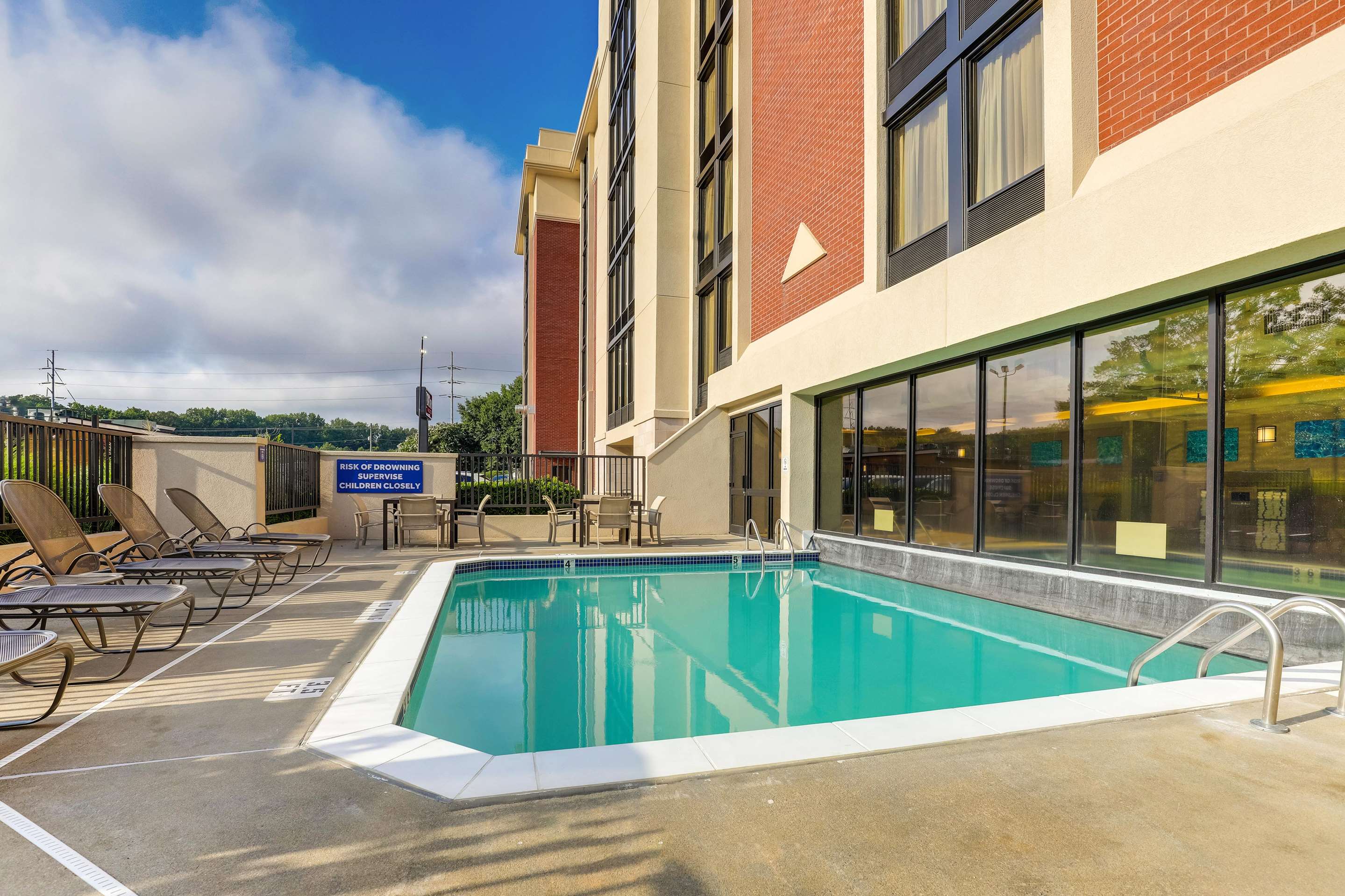 Pool | Drury Inn & Suites Atlanta Marietta