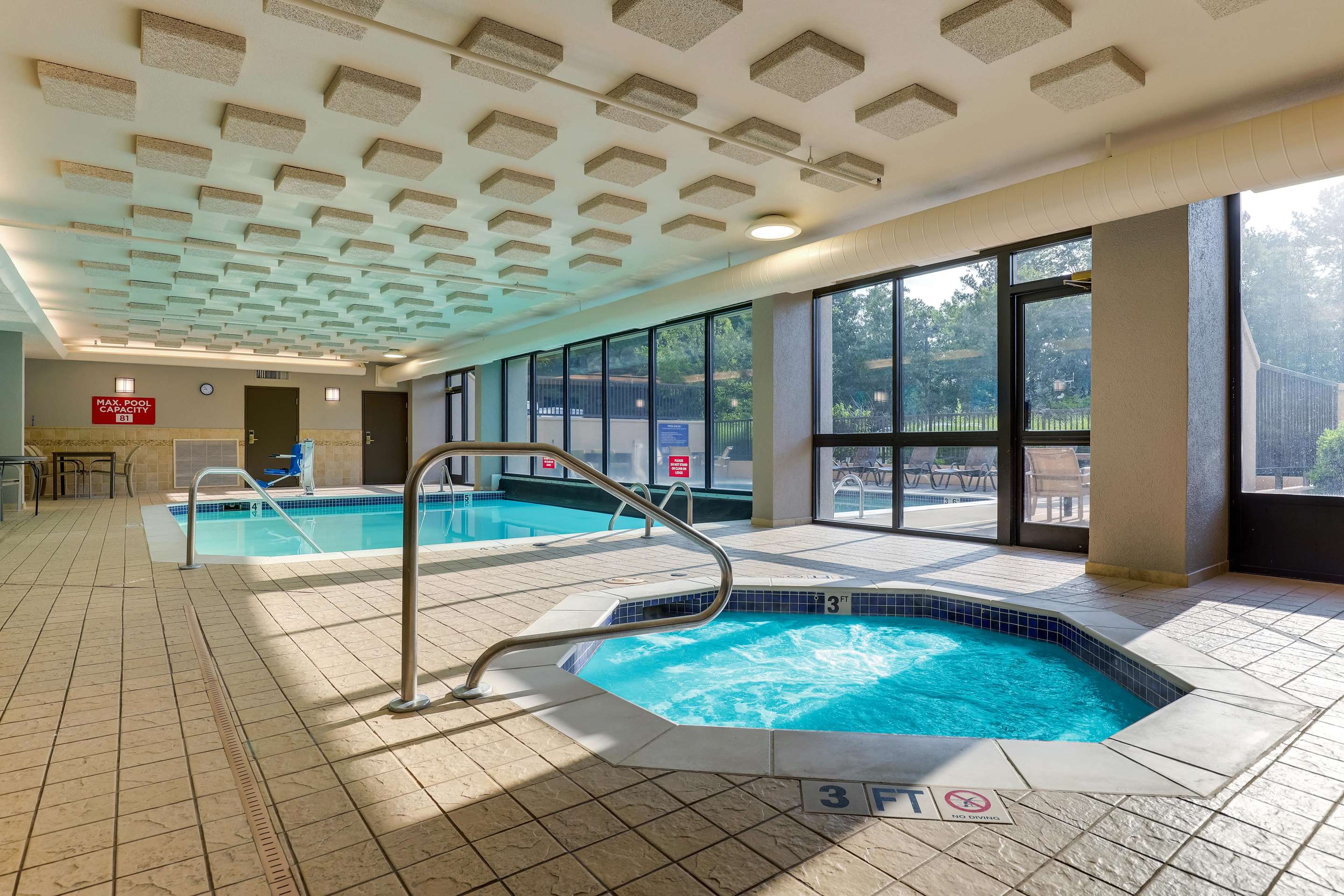 pool | Drury Inn & Suites Atlanta Marietta