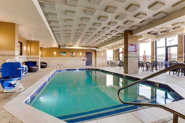 Pool - Drury Inn & Suites St Peters - I-70, Exit 222