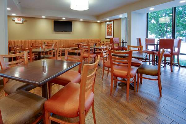 Restaurant - Drury Inn & Suites Terre Haute - I-70, Exit 7