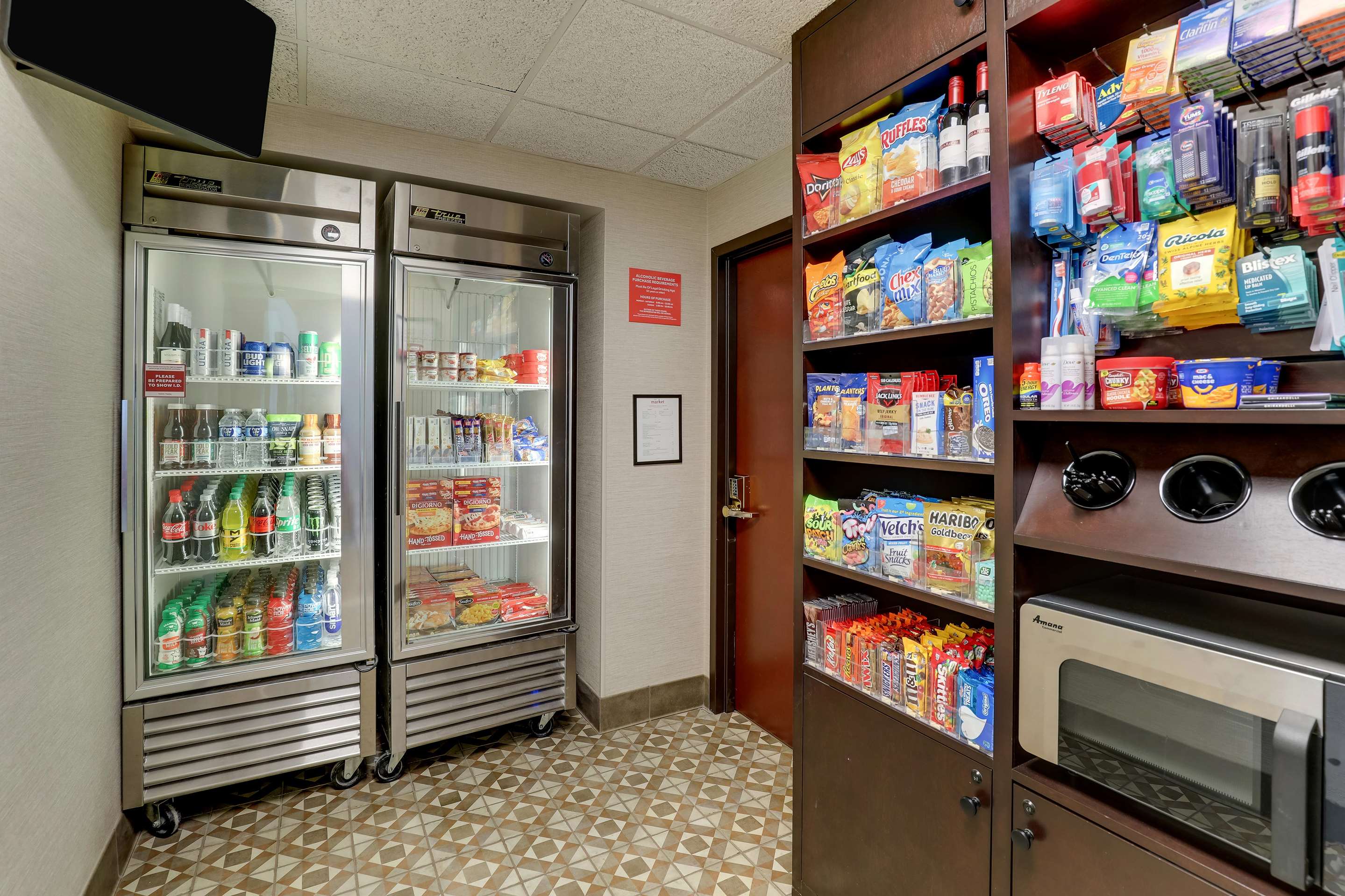 Marketplace | Drury Inn Marion