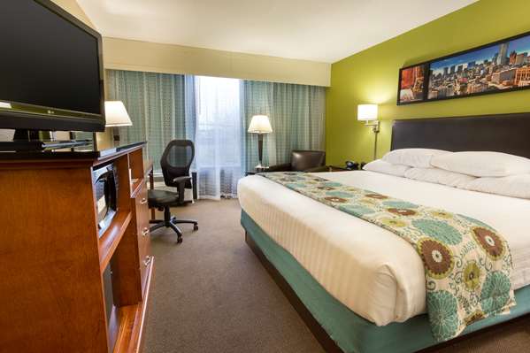  - Drury Inn & Suites Sugar Land - I-69, Exit 111