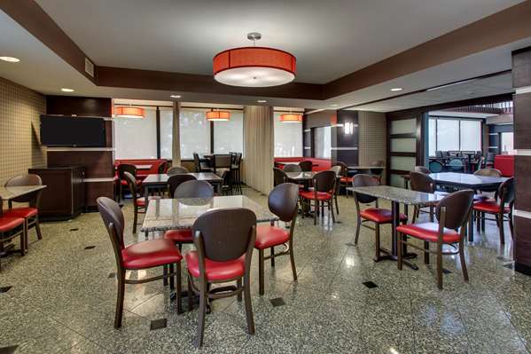 Restaurant - Drury Inn & Suites Sugar Land - I-69, Exit 111