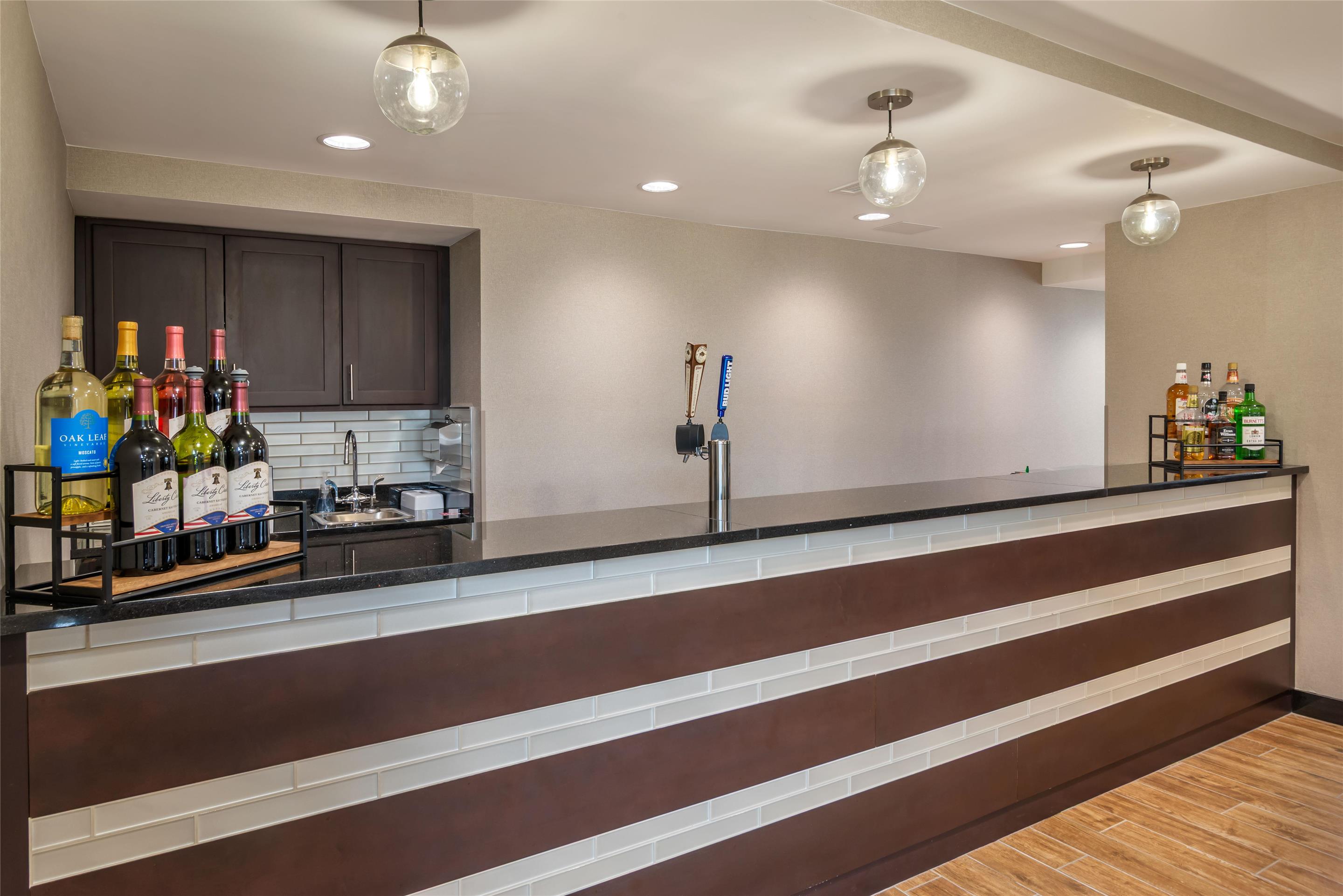 Kickback | Drury Inn & Suites Atlanta Morrow