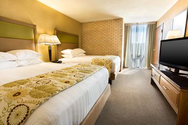  - Drury Inn & Suites Paducah - I-24, Exit 4