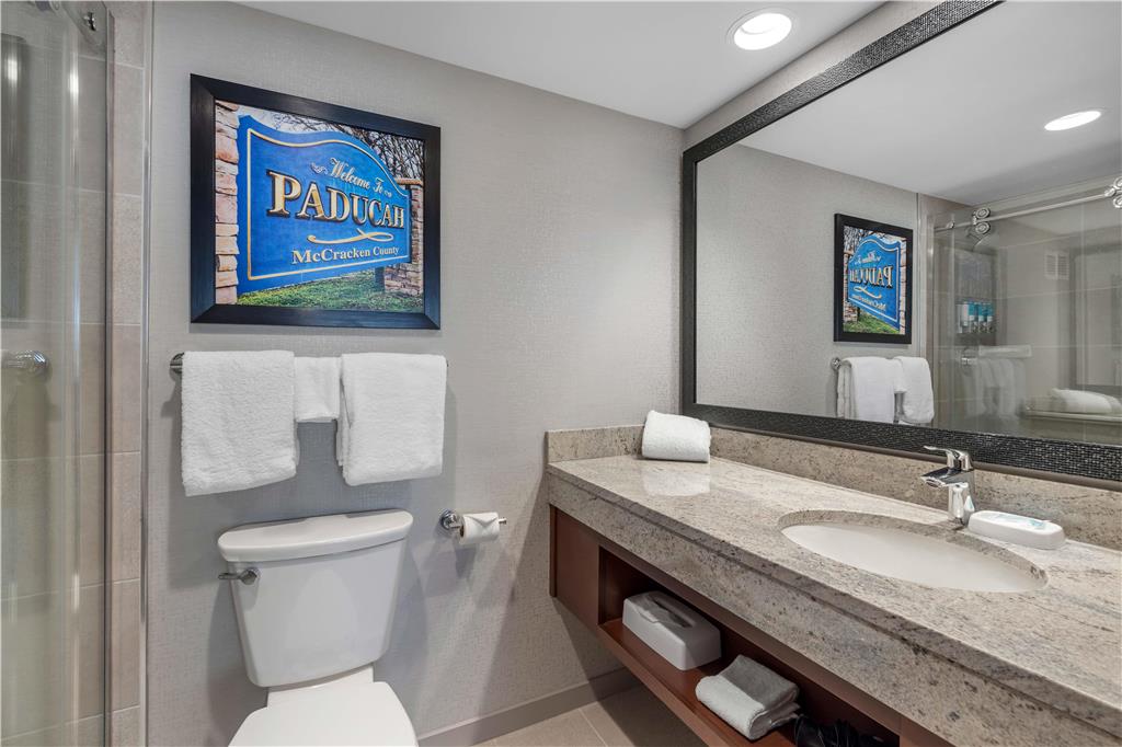 Drury Inn and Suites Paducah-guestroom-Guest Room,Bathroom,On-Site.jpg