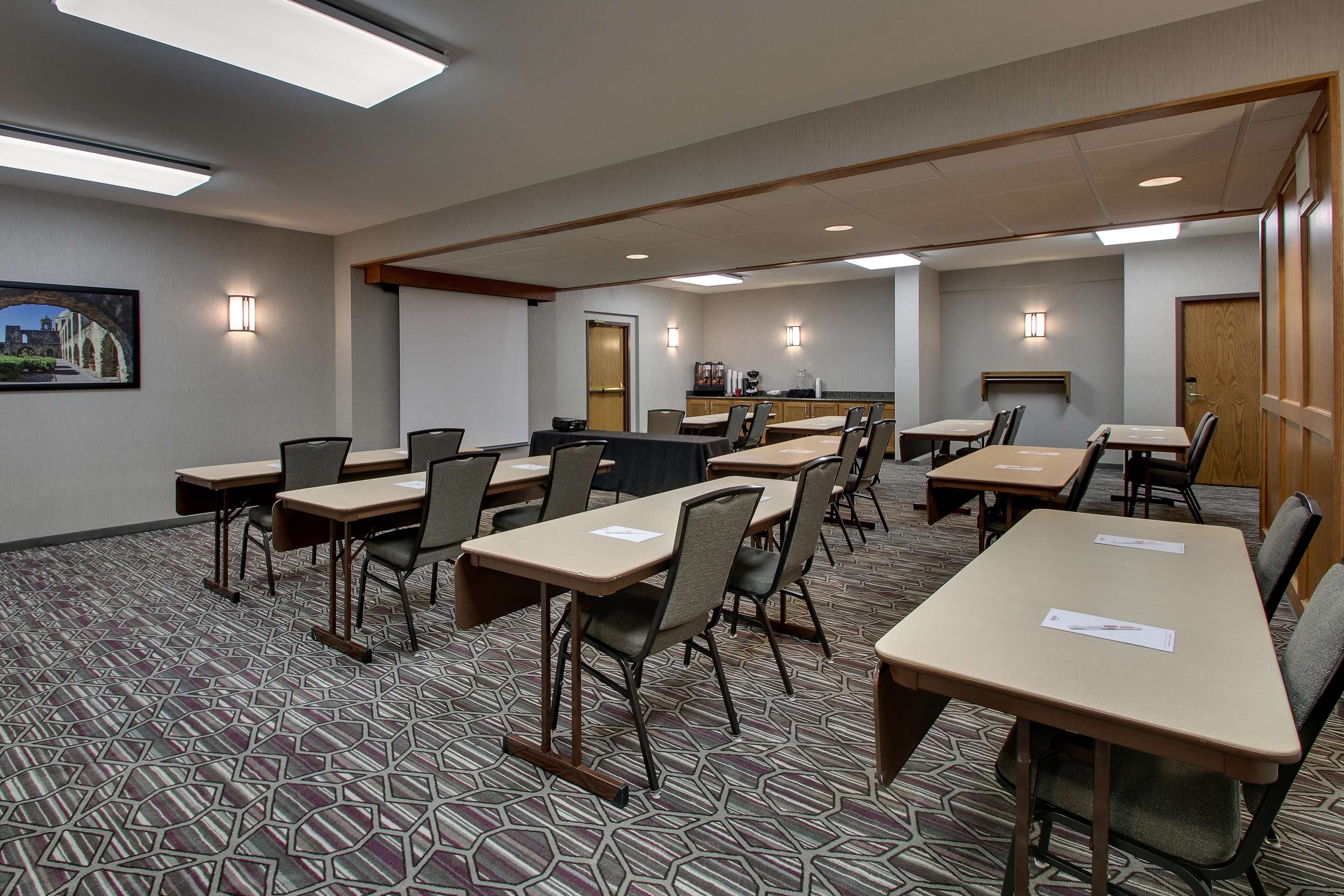 Meeting Room | Drury Plaza Hotel San Antonio Airport