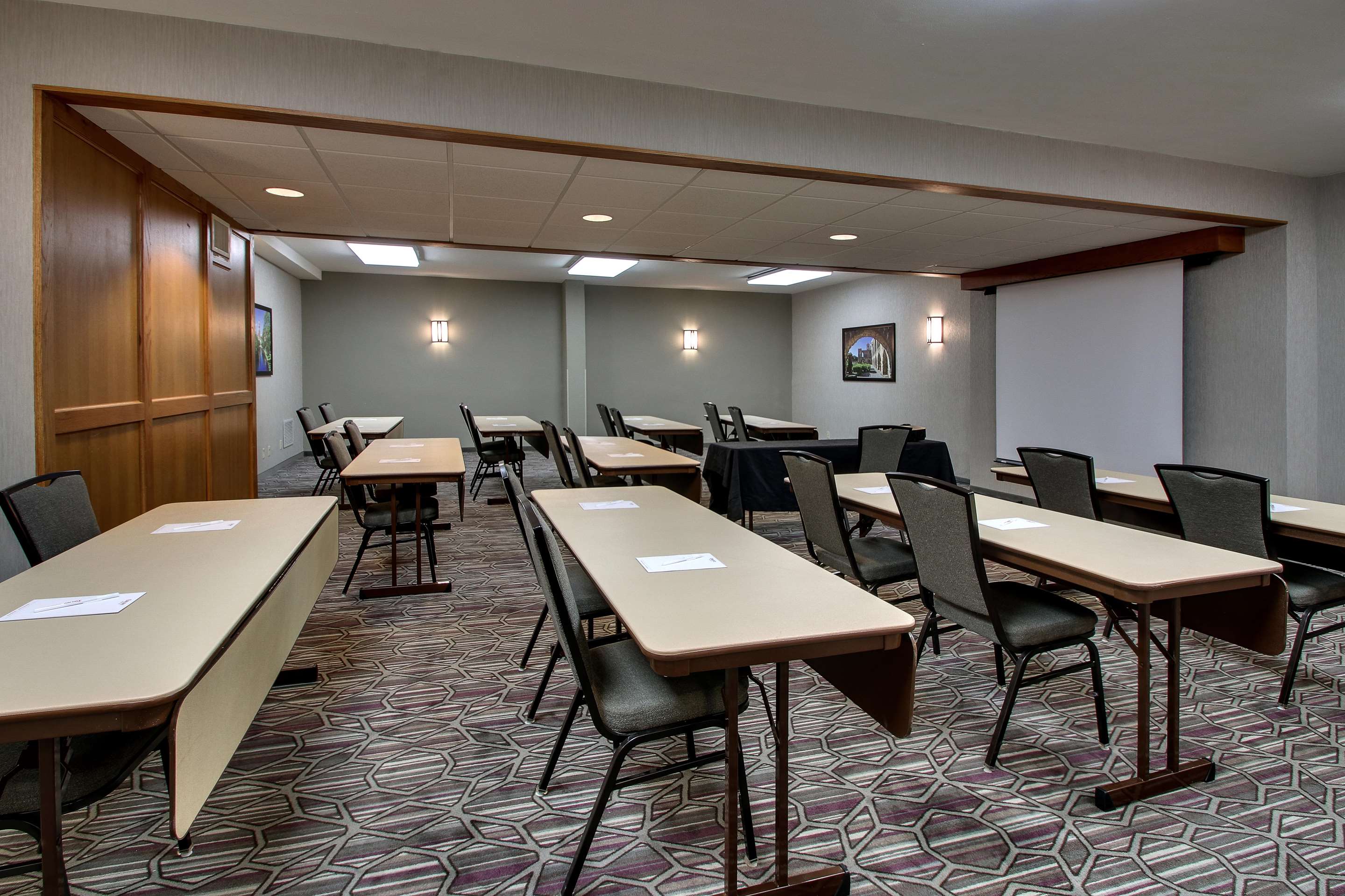 Meeting Room | Drury Plaza Hotel San Antonio Airport