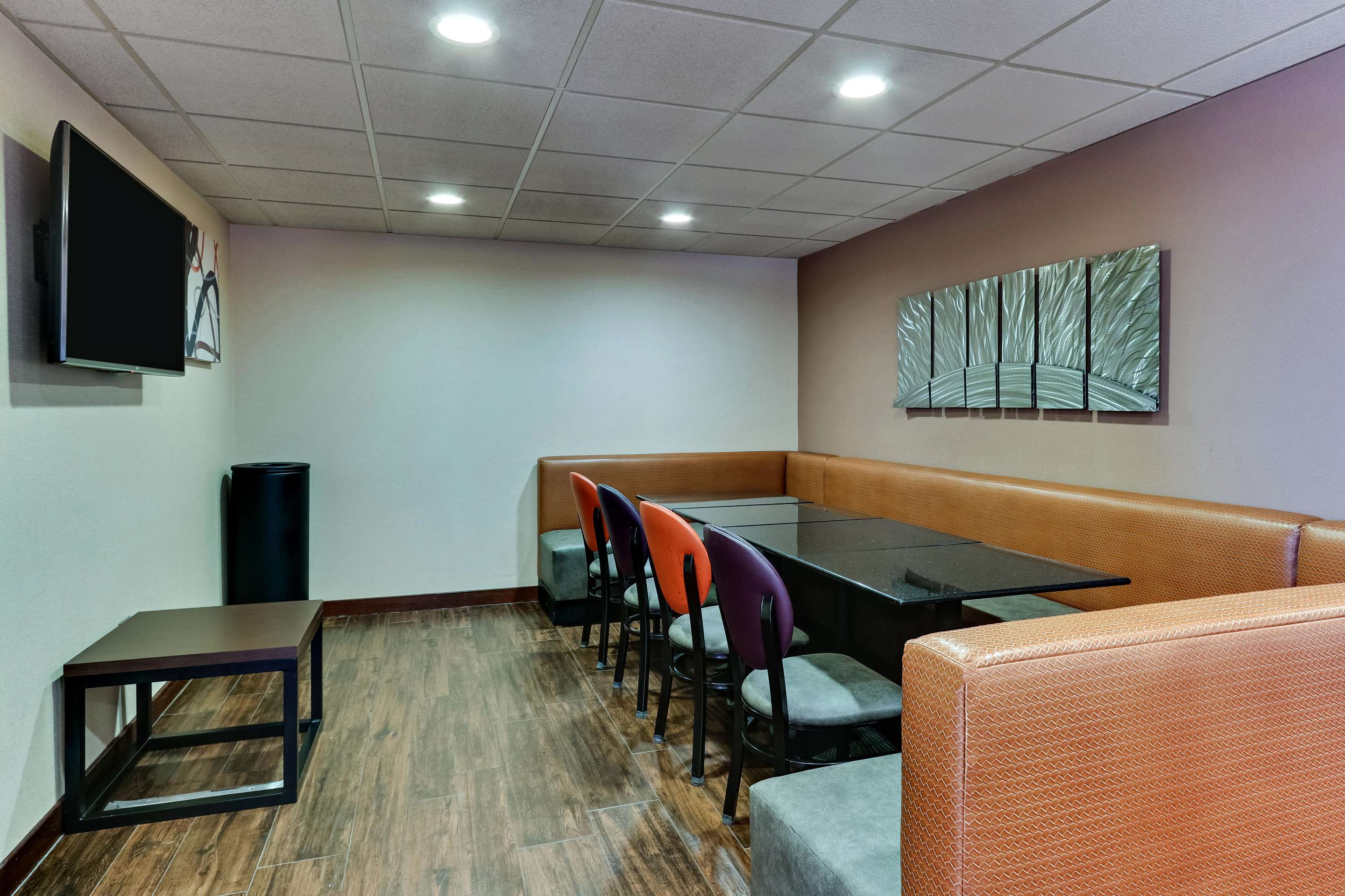 dining | Drury Plaza Hotel San Antonio Airport