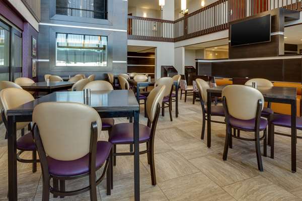 Restaurant - Drury Inn & Suites Overland Park