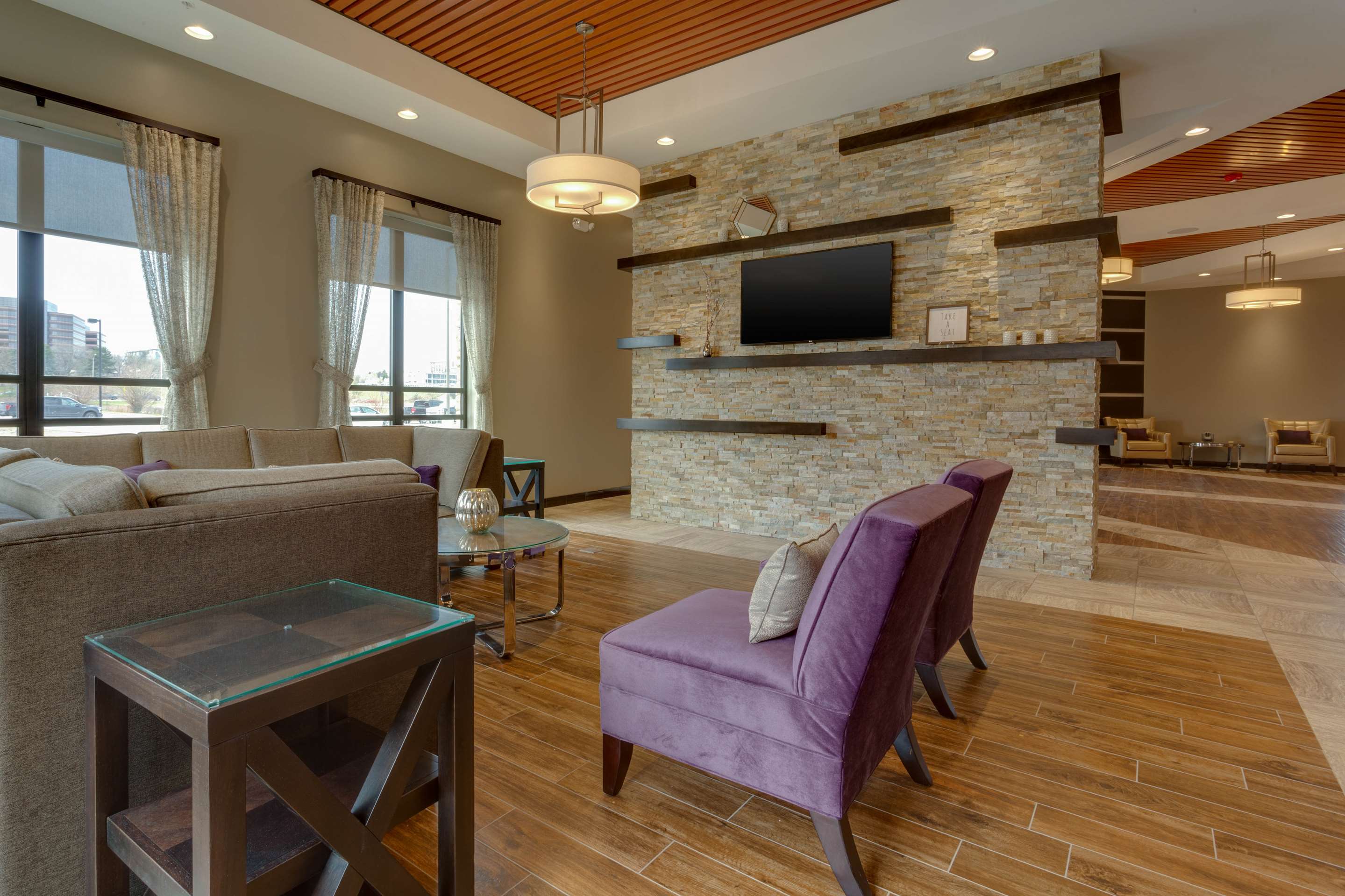 lobby | Drury Inn & Suites Overland Park