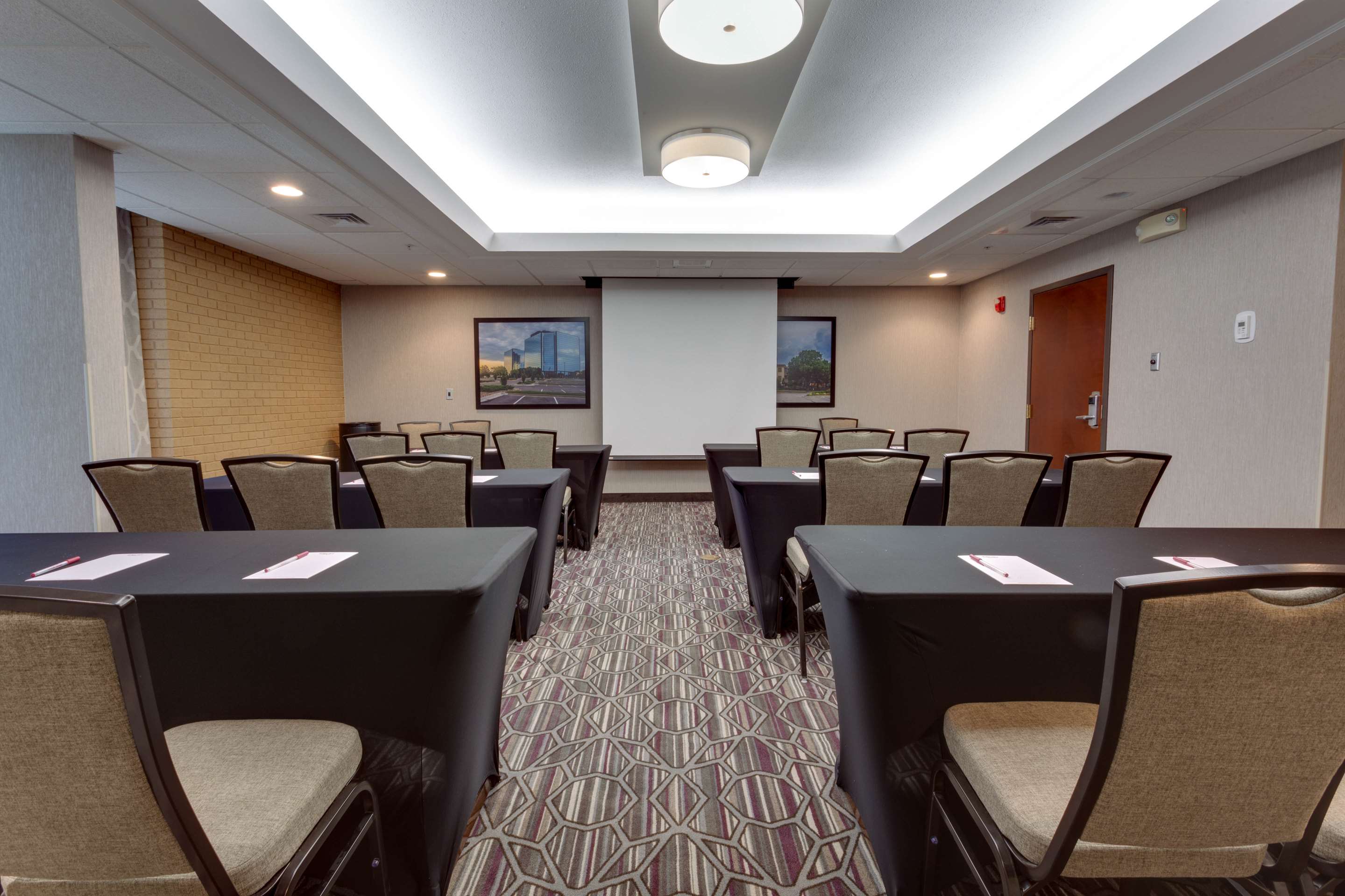 meeting | Drury Inn & Suites Overland Park