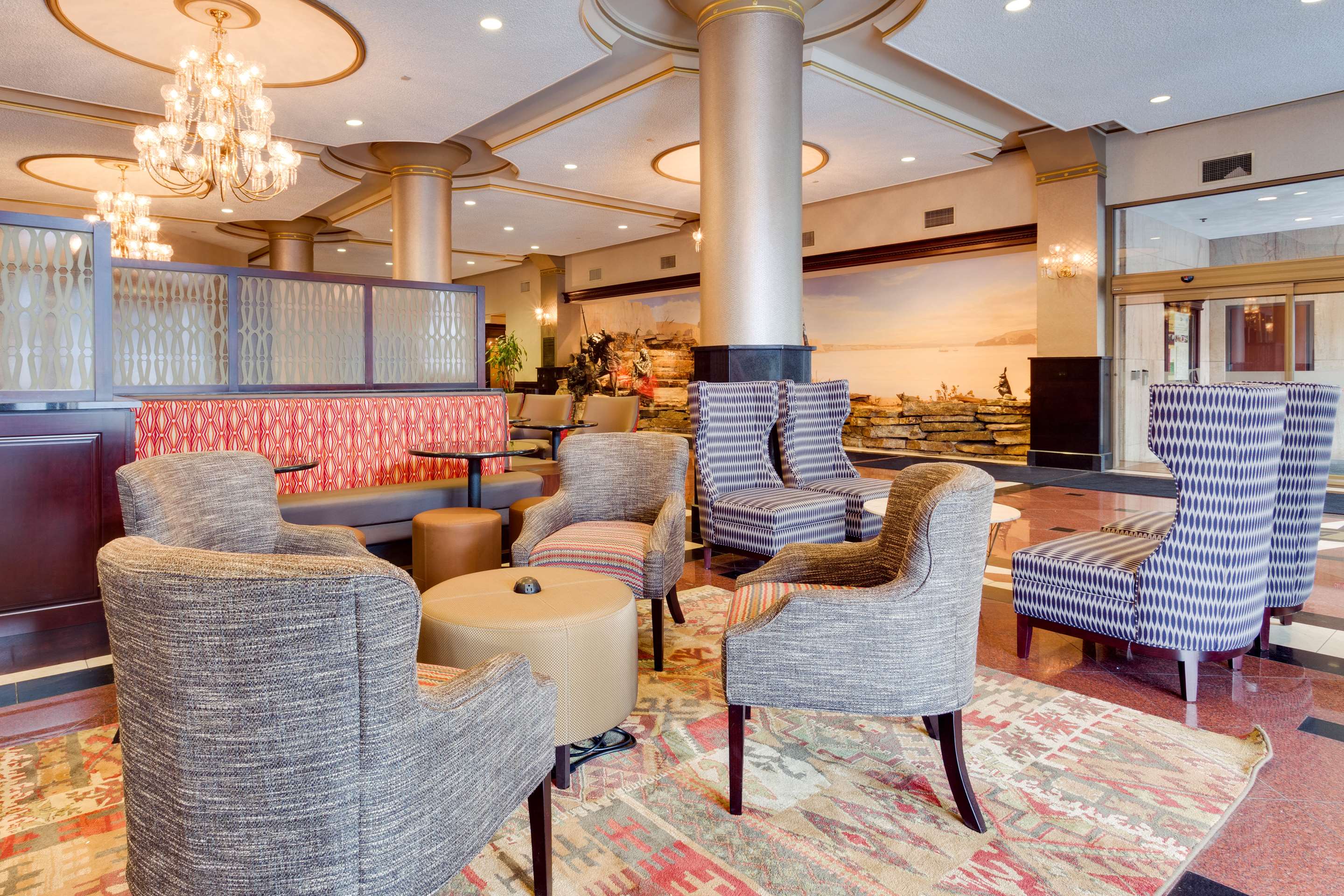 lobby | Drury Plaza Hotel St. Louis at the Arch