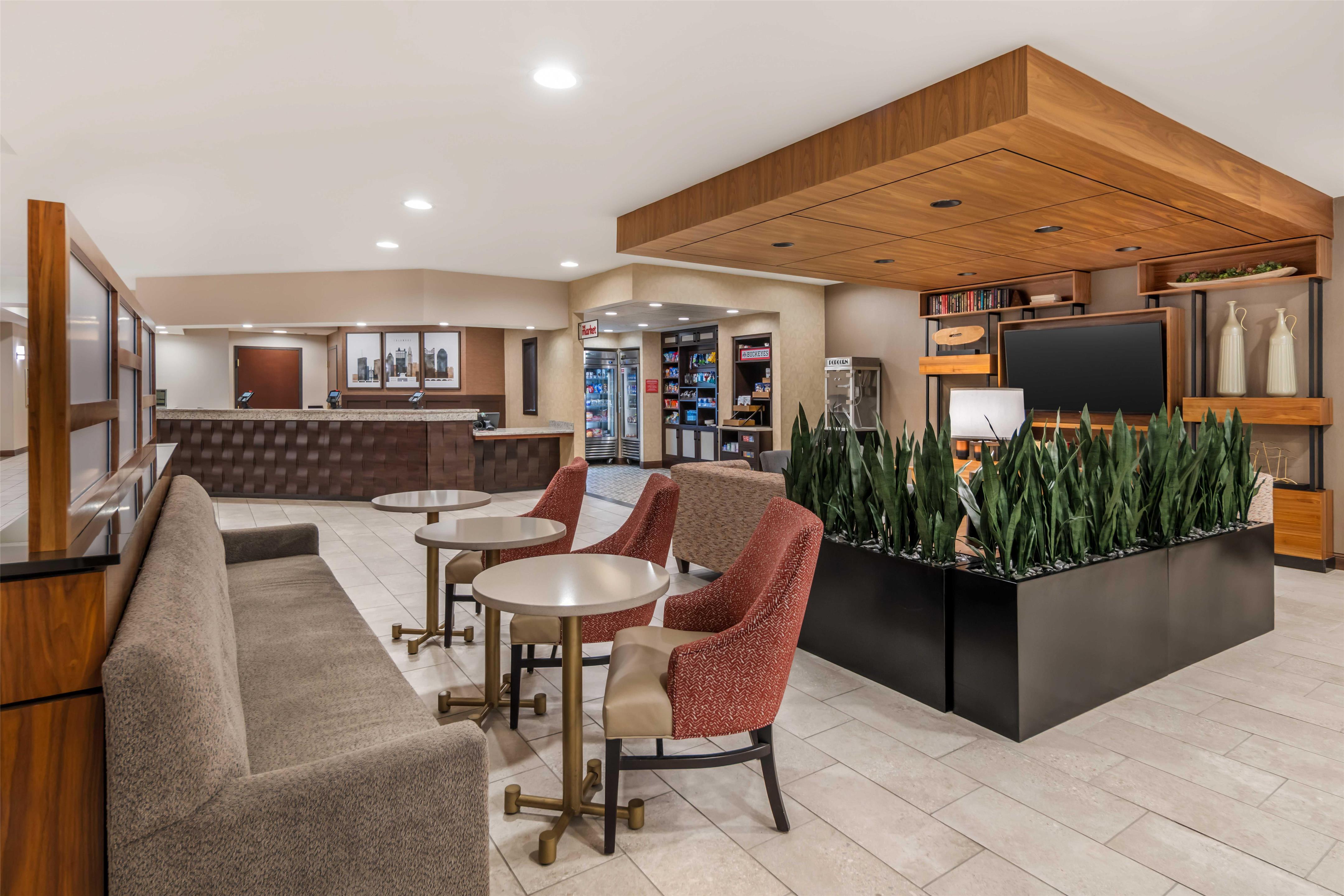 Lobby | Drury Inn & Suites Columbus Convention Center