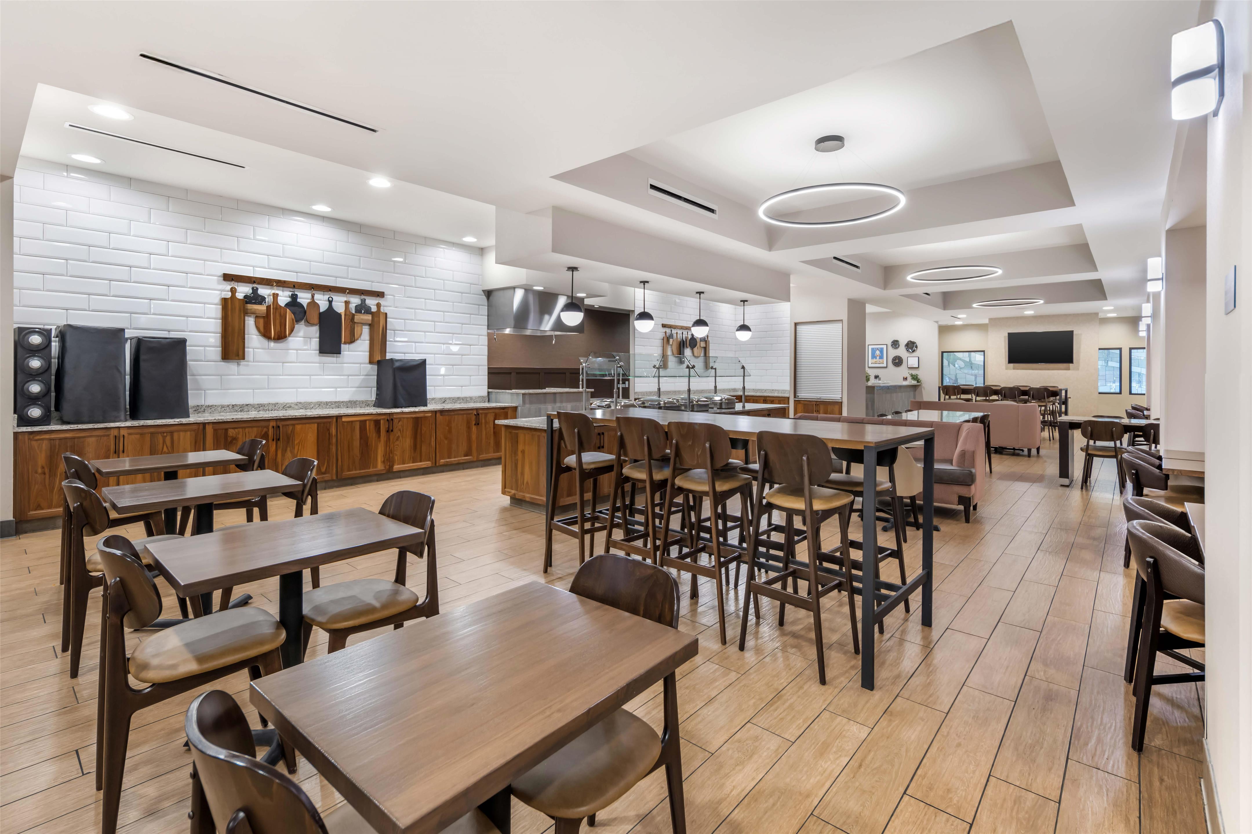 Dining | Drury Inn & Suites Columbus Convention Center