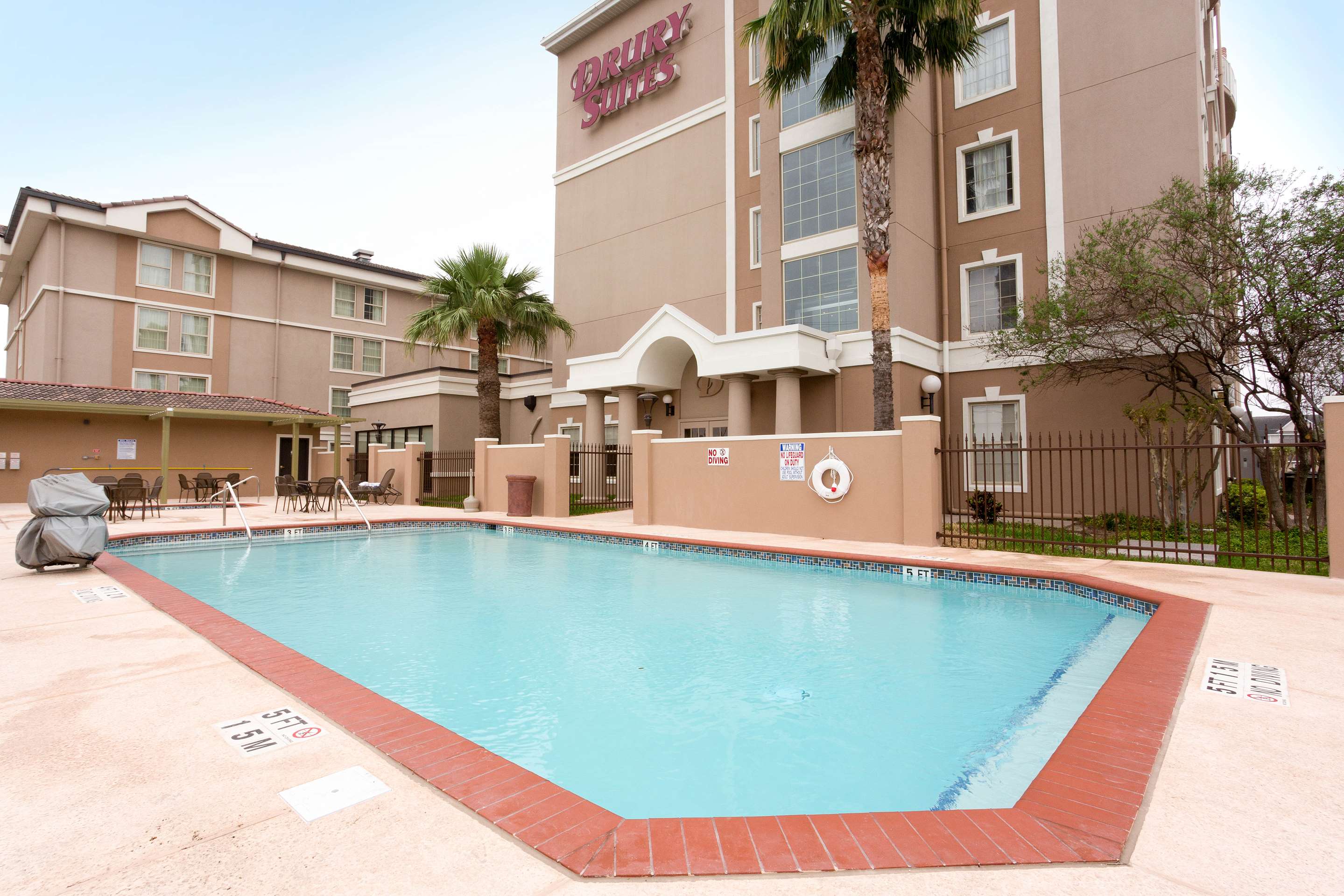 pool | Drury Inn & Suites McAllen