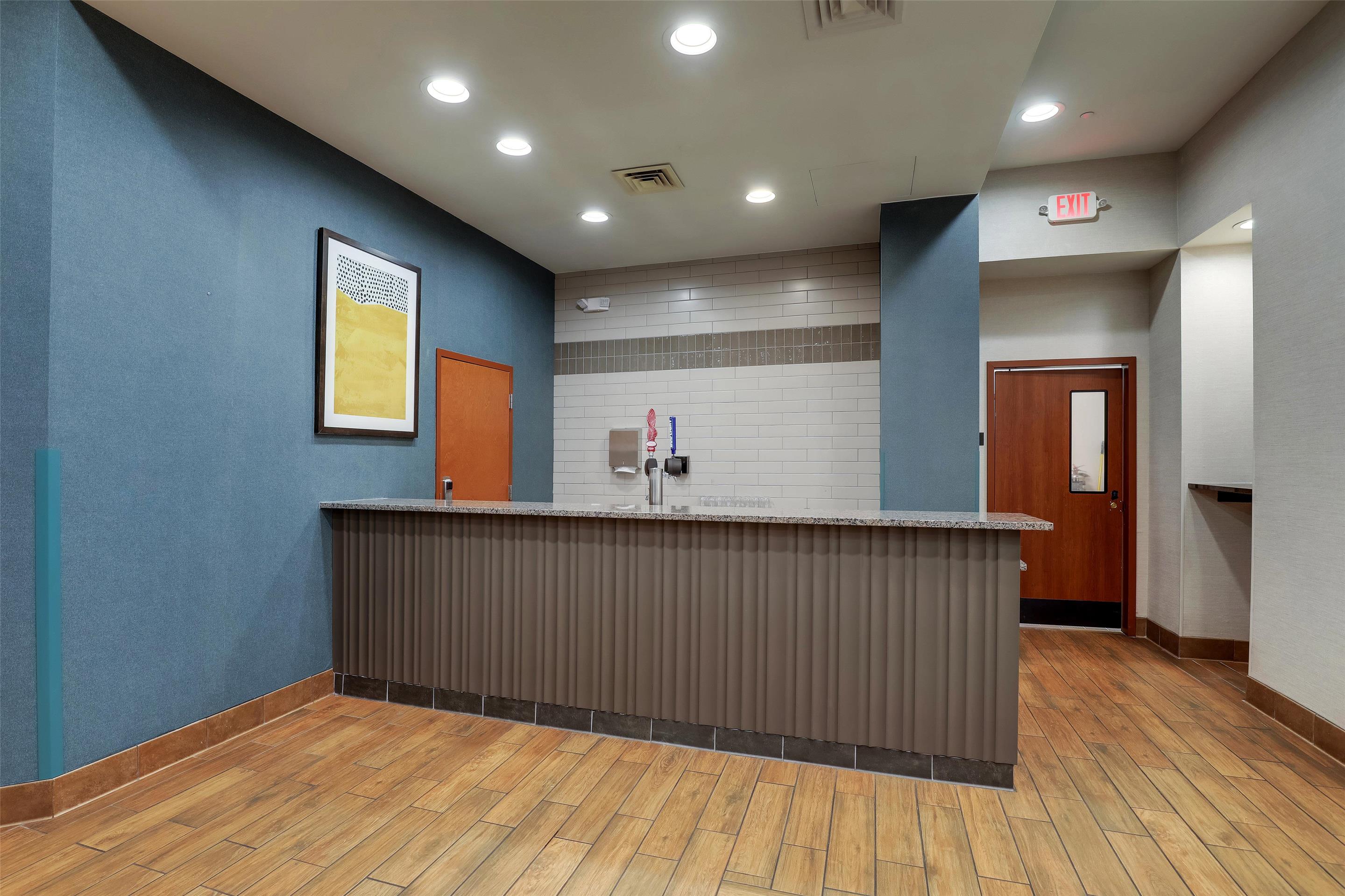 Kick Back Bar | Drury Inn & Suites Dayton North