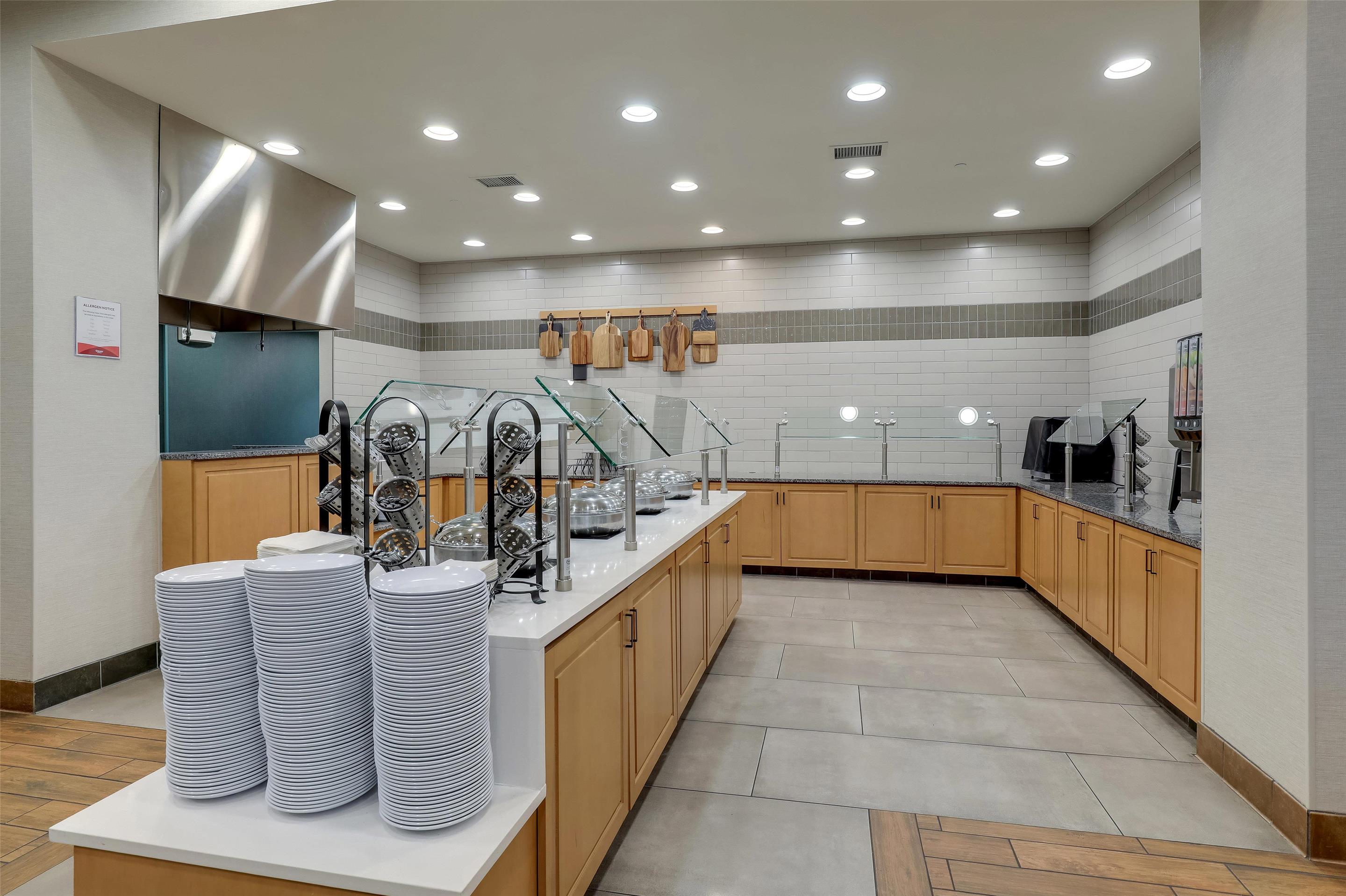 Serving Line | Drury Inn & Suites Dayton North