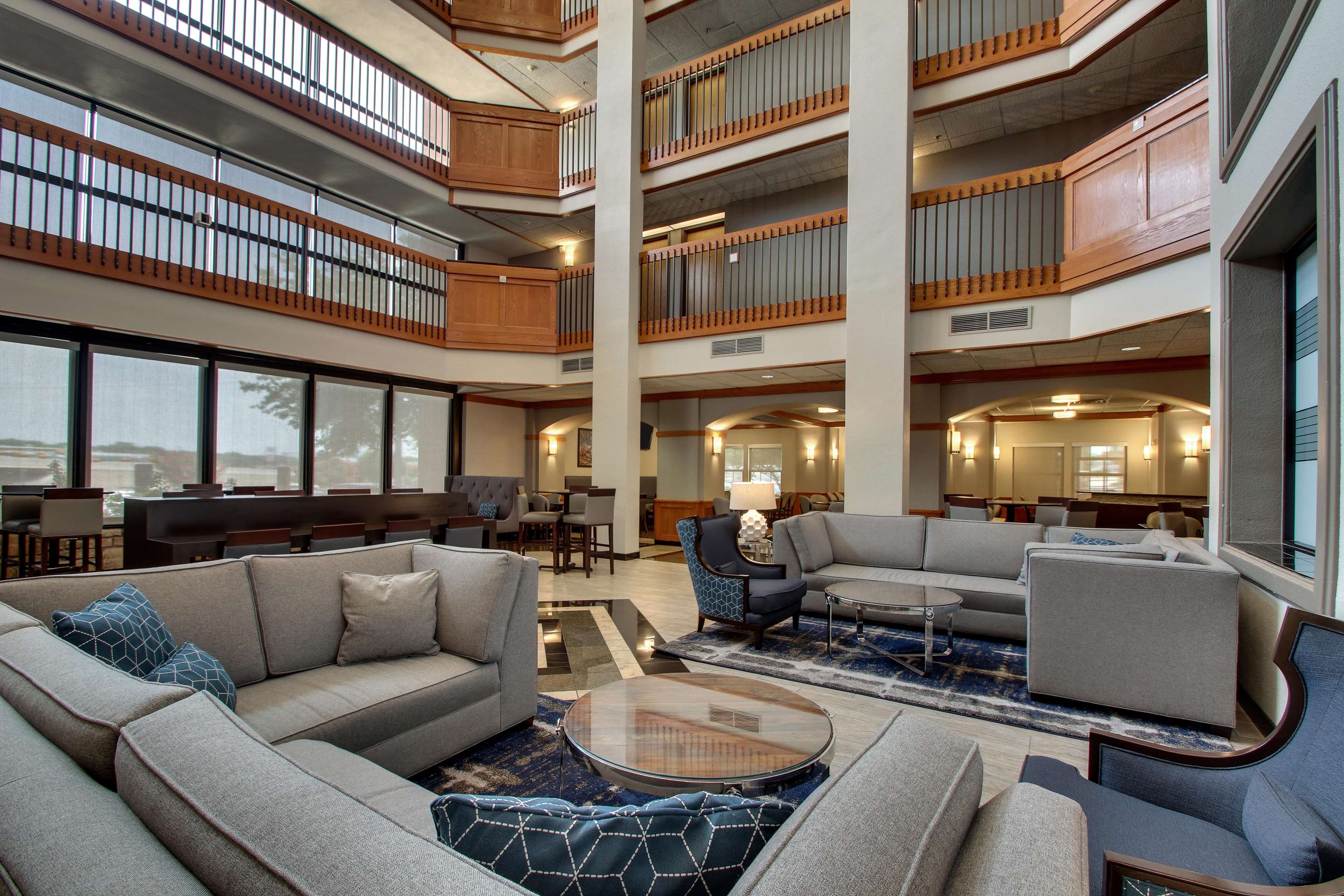 Lobby | Drury Inn & Suites San Antonio Northwest Medical Center