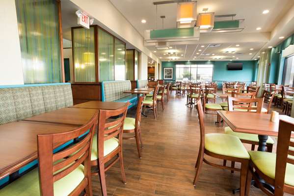  - Drury Inn & Suites Southwest Valley Park