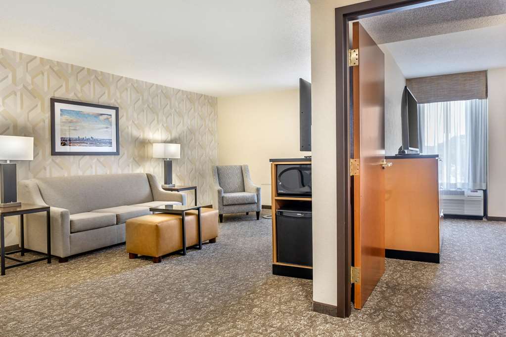 Drury Inn and Suites St Louis Southwest-guestroom-Guest Room,On-Site.jpg