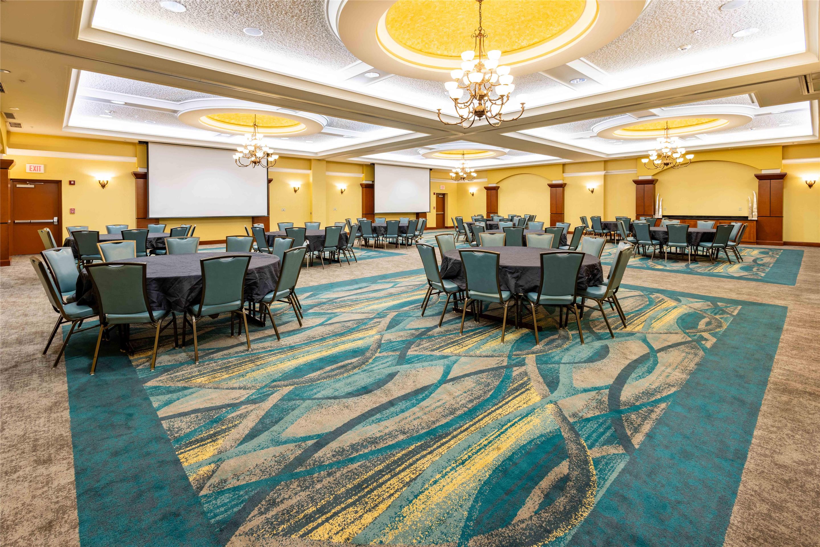 Ballroom Rounds | Drury Plaza Hotel St. Louis Chesterfield