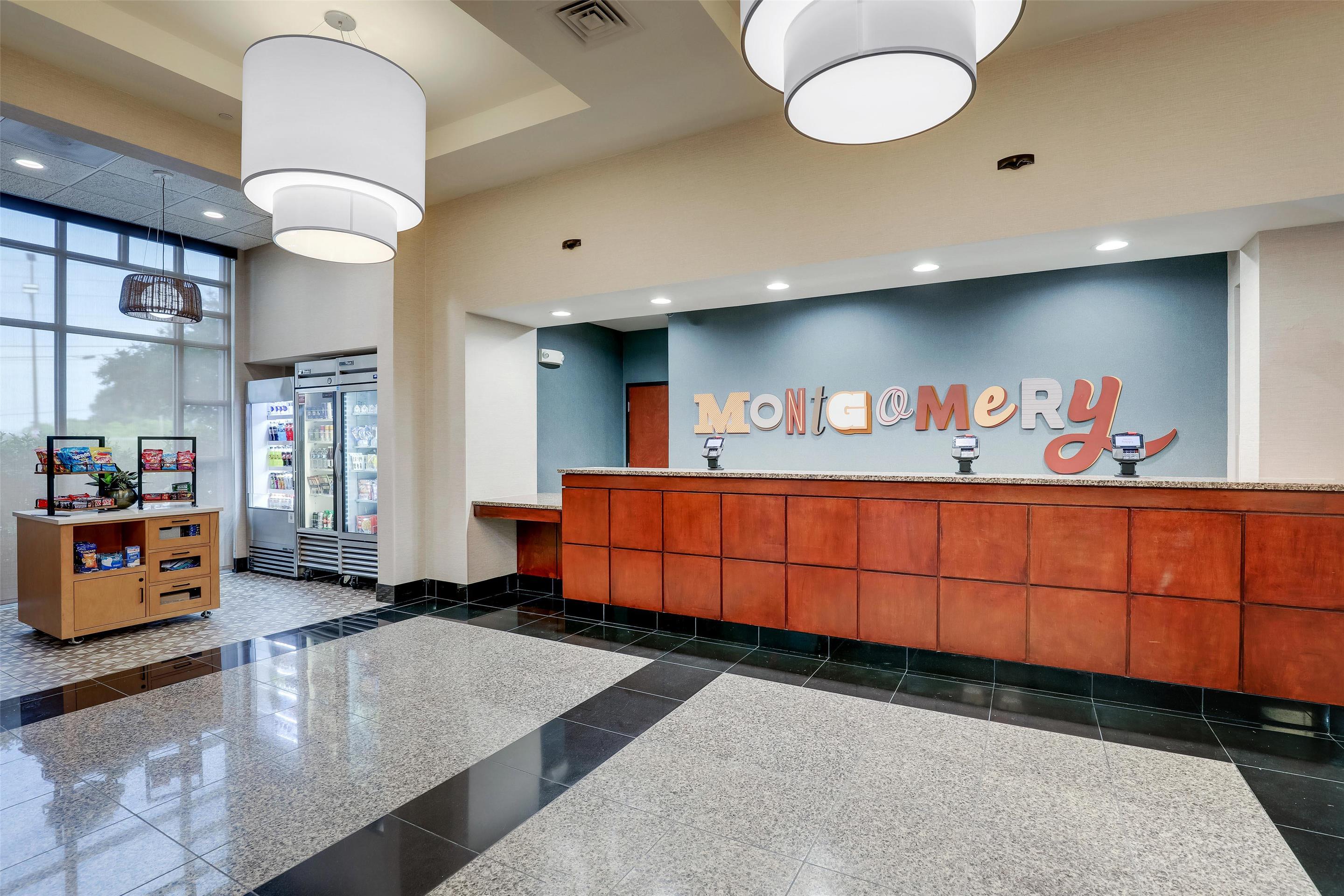 Front Desk | Drury Inn & Suites Montgomery