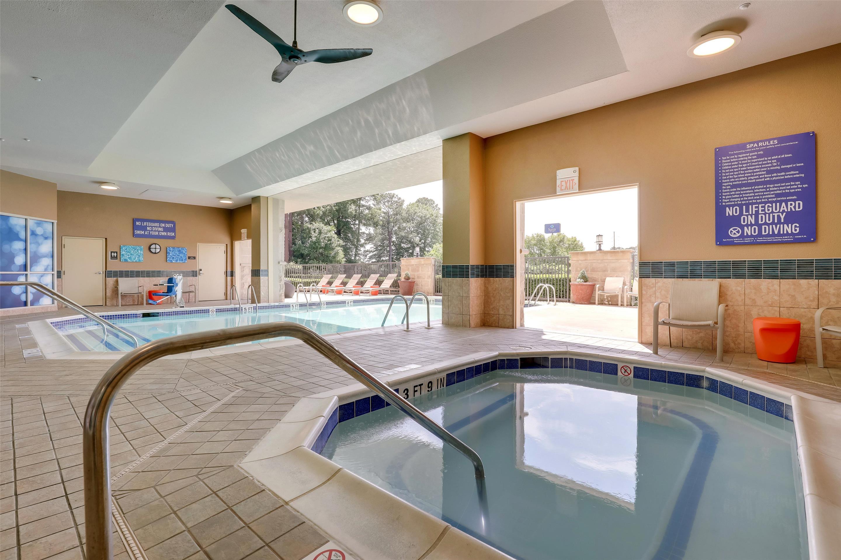 Pool | Drury Inn & Suites Montgomery
