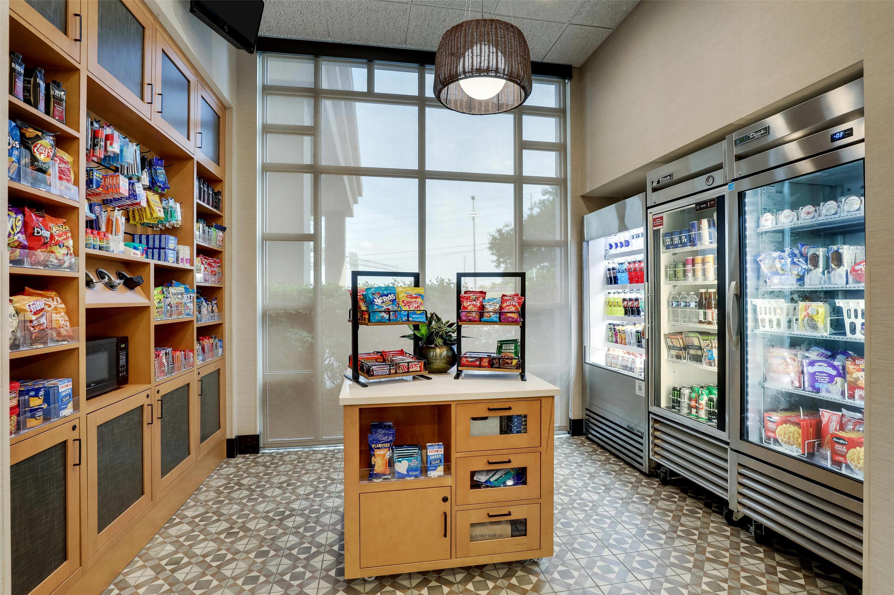 Marketplace | Drury Inn & Suites Montgomery
