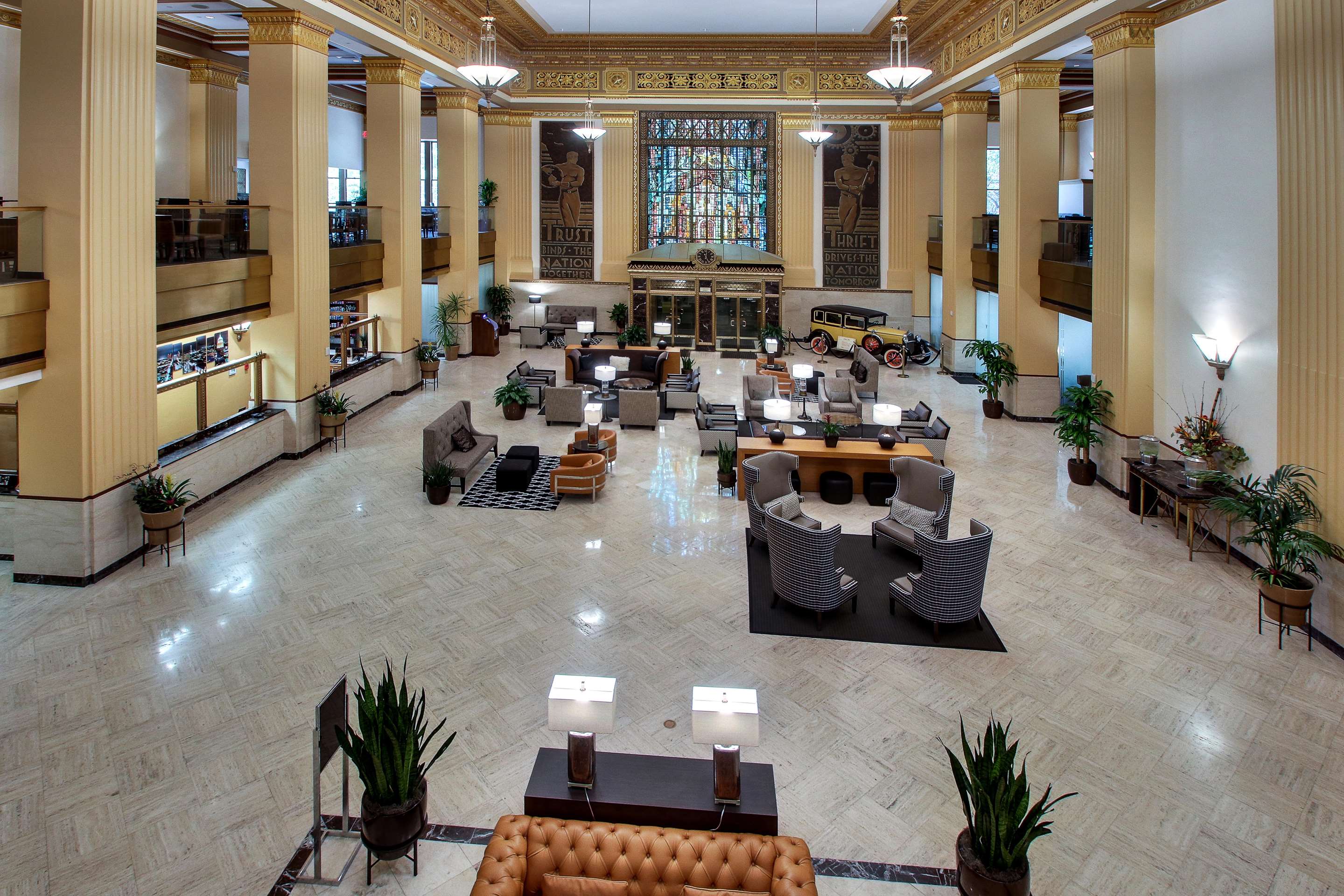 Lobby | Drury Plaza Hotel San Antonio Riverwalk