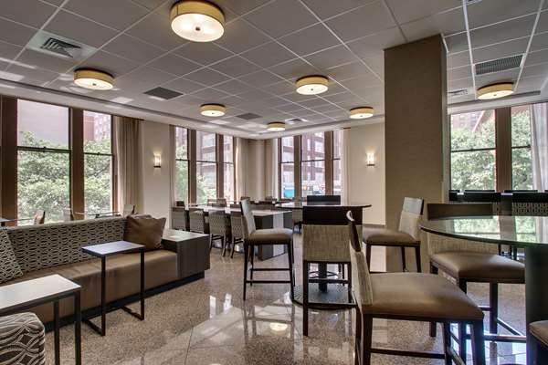 Amenities - Drury Plaza Hotel Riverwalk San Antonio