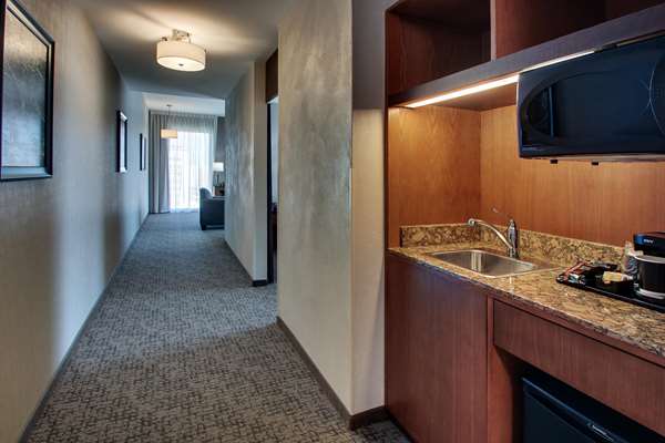  - Drury Plaza Hotel Riverwalk San Antonio