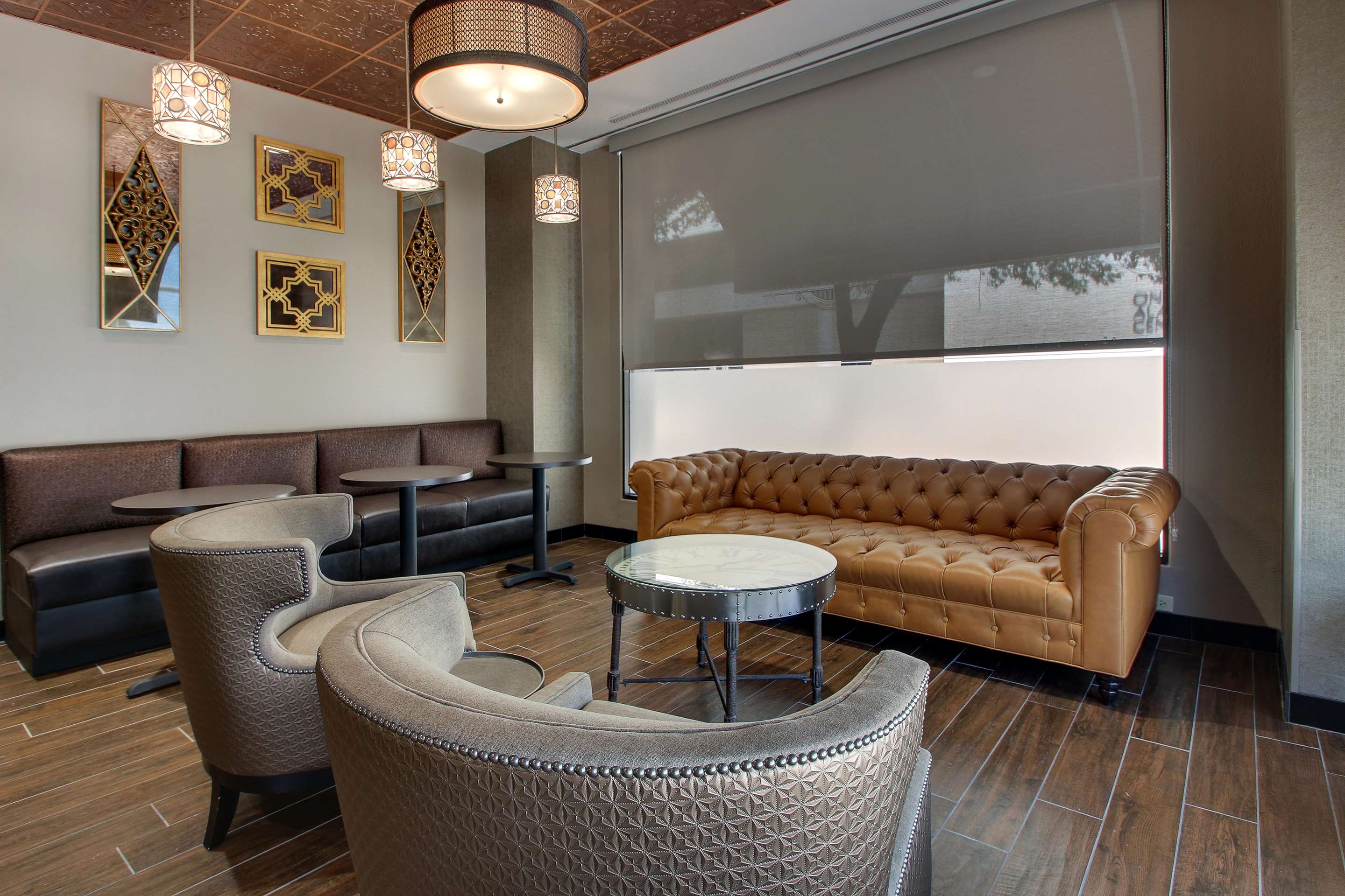 Tellers Bar | Drury Plaza Hotel San Antonio Riverwalk