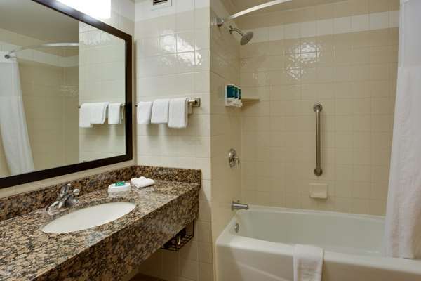  - Drury Inn & Suites Amarillo - I-40, Exit 64