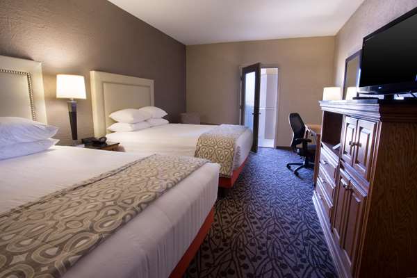  - Drury Inn & Suites Amarillo - I-40, Exit 64